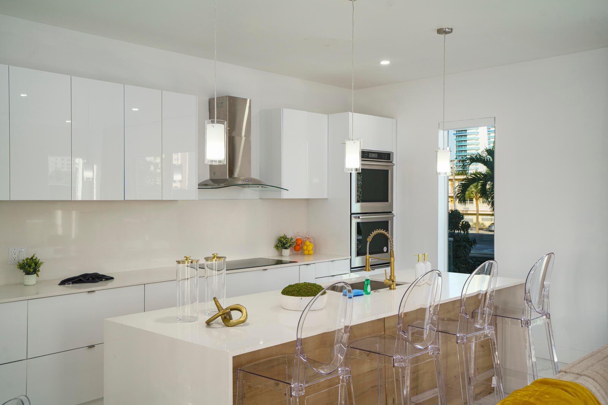 1002 N Riverside Drive, Pompano Beach, FL 33062 — photo 13 of 25