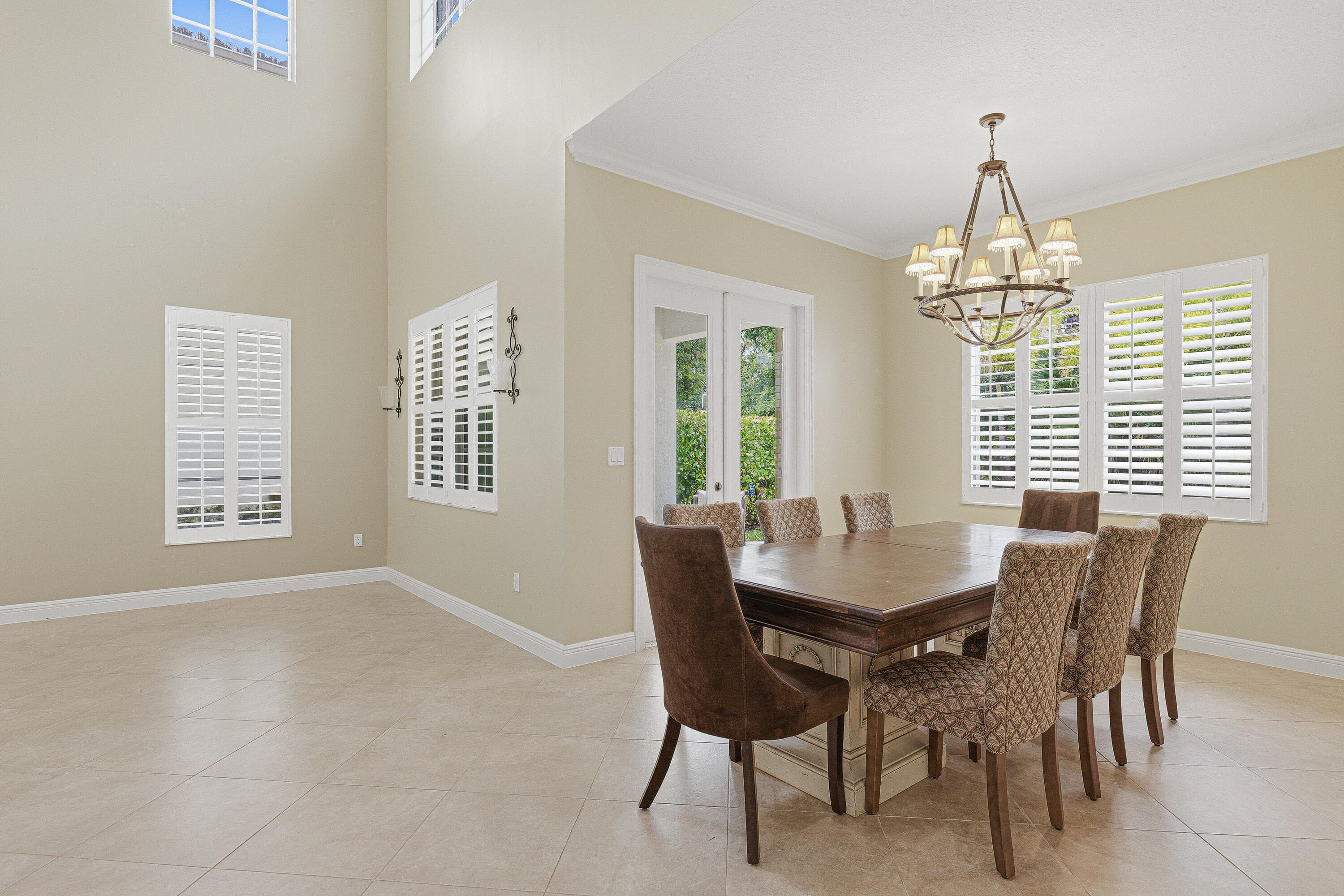 946 Mill Creek Drive, Palm Beach Gardens, FL 33410 — photo 20 of 65