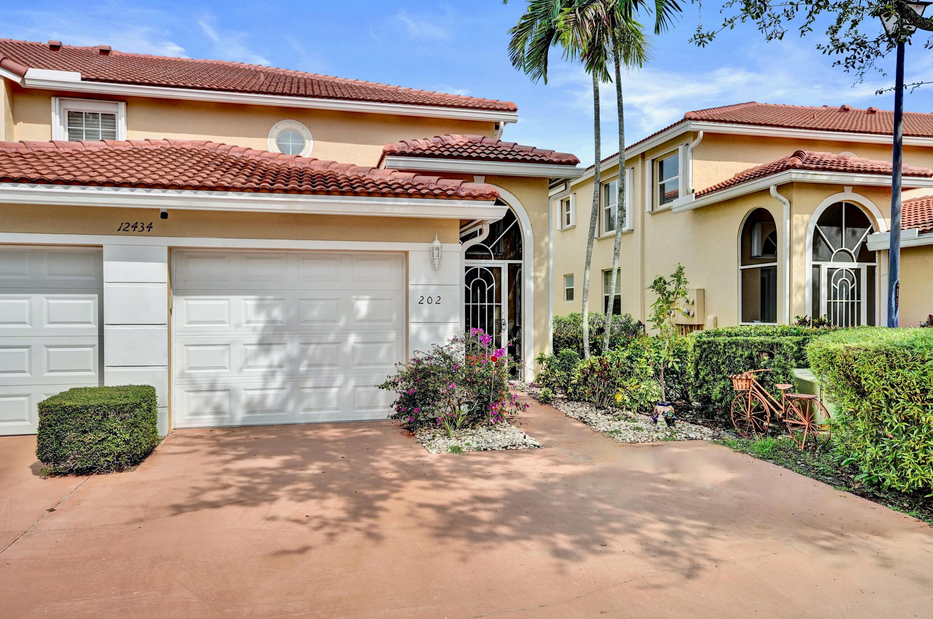 12434 Crystal Pointe Drive 202, Boynton Beach, FL 33437 — photo 2 of 84