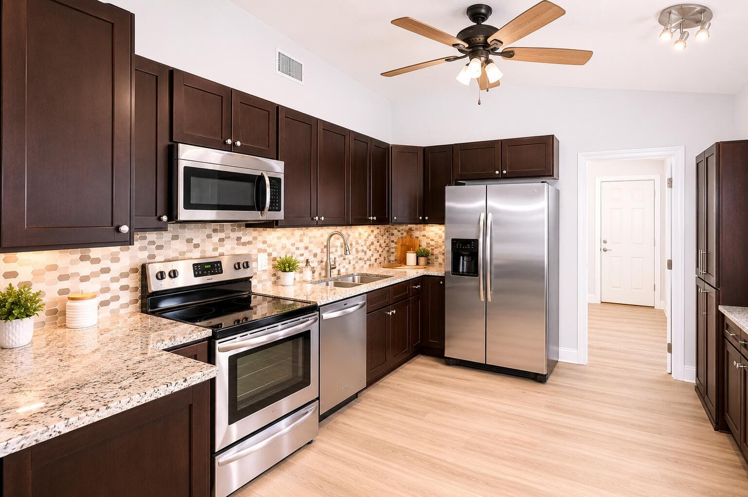 1512 SW 24th Street, Fort Lauderdale, FL 33315 — photo 11 of 27