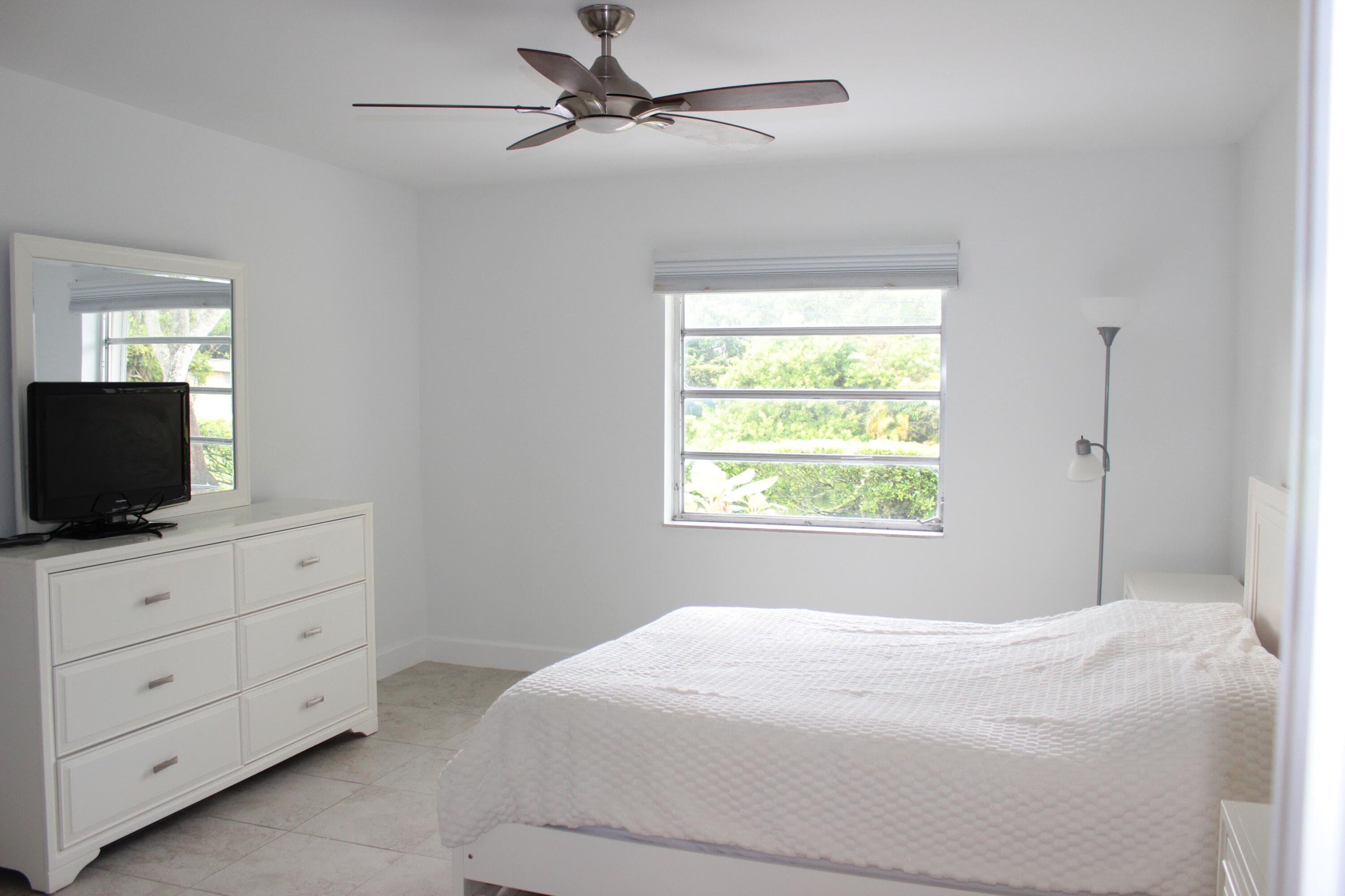 8573 Boca Drive 3, Boca Raton, FL 33433 — photo 8 of 32