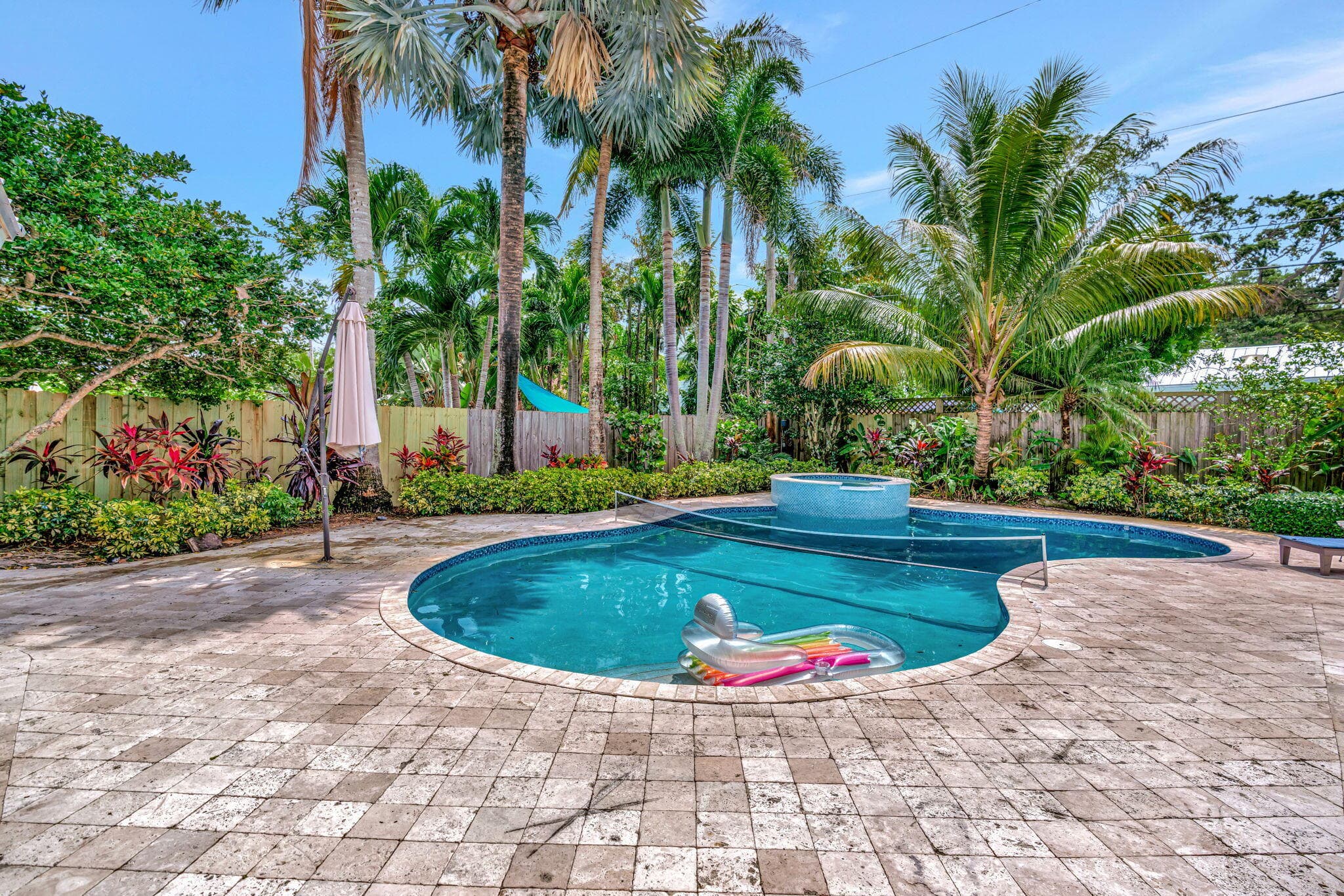 2436 Holly Lane NE, Palm Beach Gardens, FL 33410 — photo 38 of 57