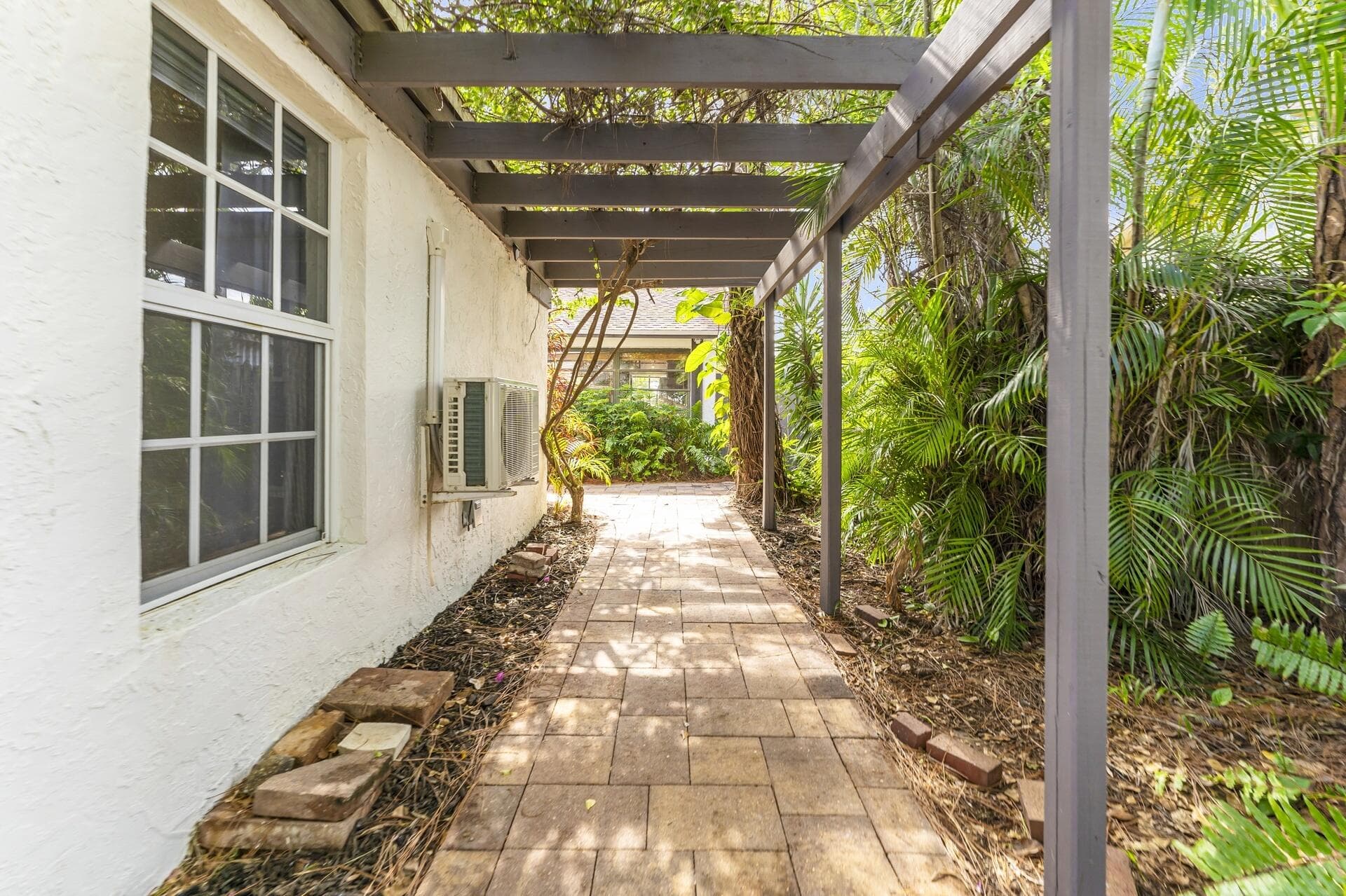 358 SW 32nd Terrace, Deerfield Beach, FL 33442 — photo 6 of 55