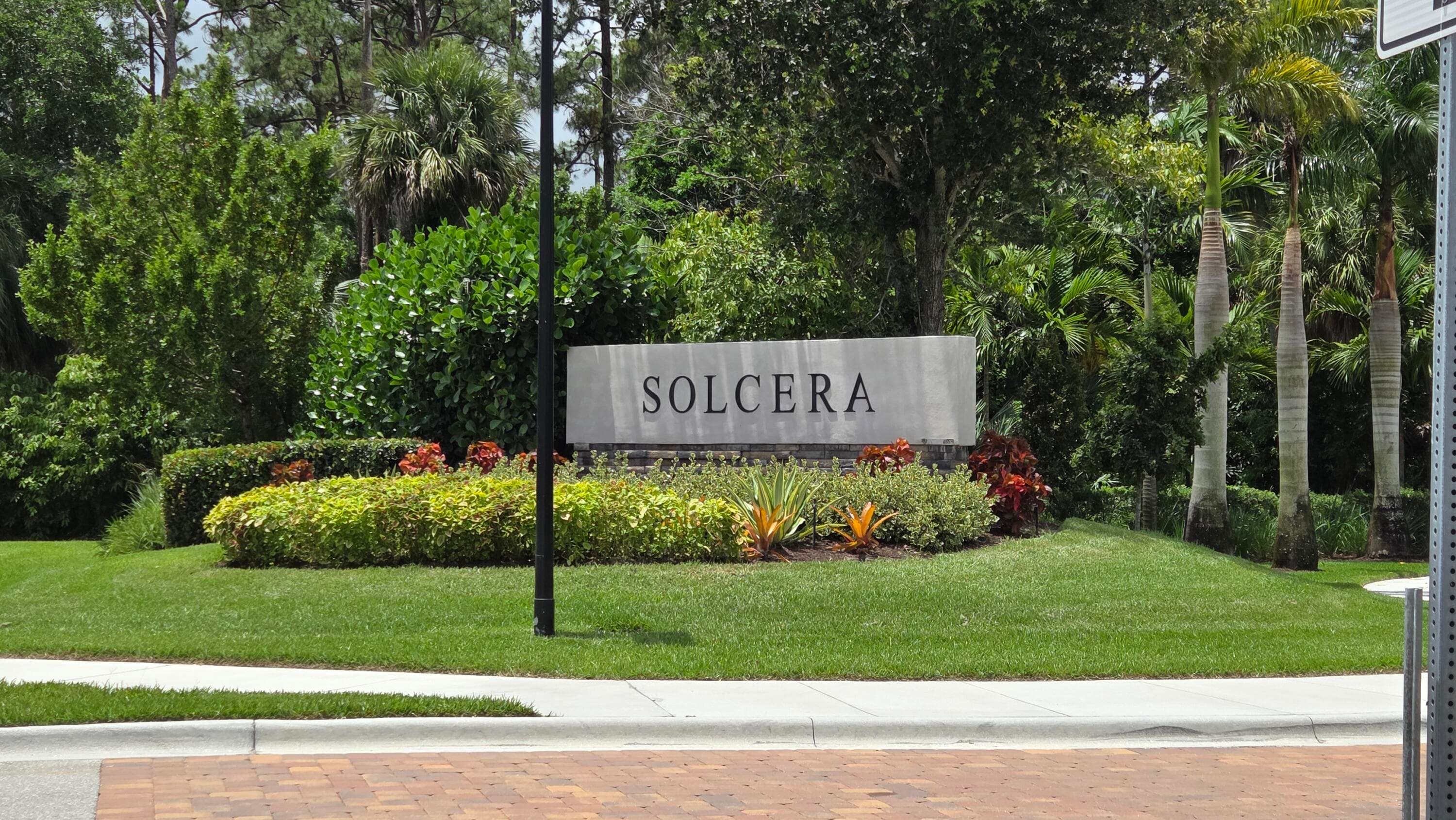6668 Pointe Of Woods Drive, West Palm Beach, FL 33413 — photo 2 of 50