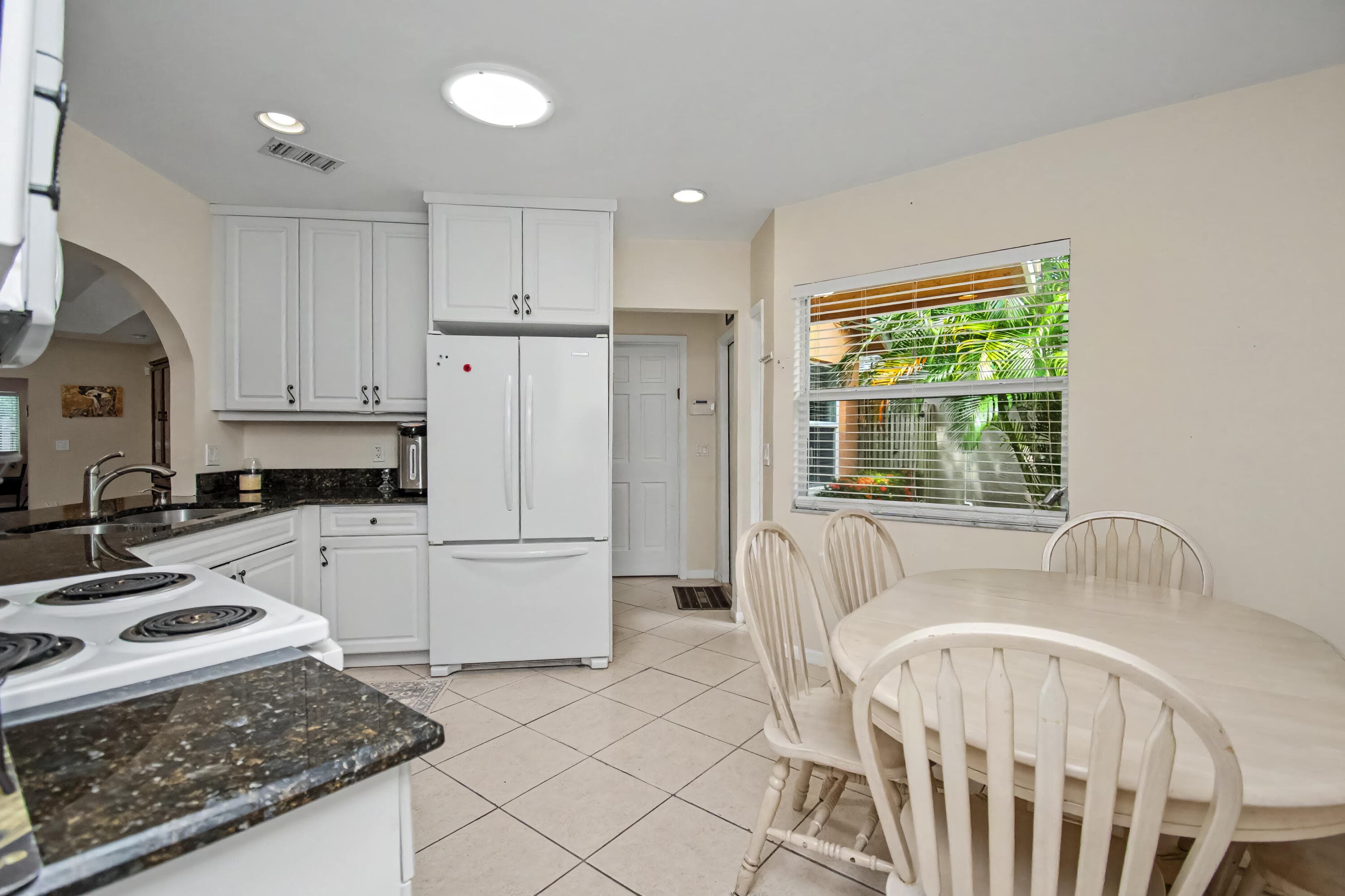 7601 Martinique Boulevard, Boca Raton, FL 33433 — photo 16 of 34