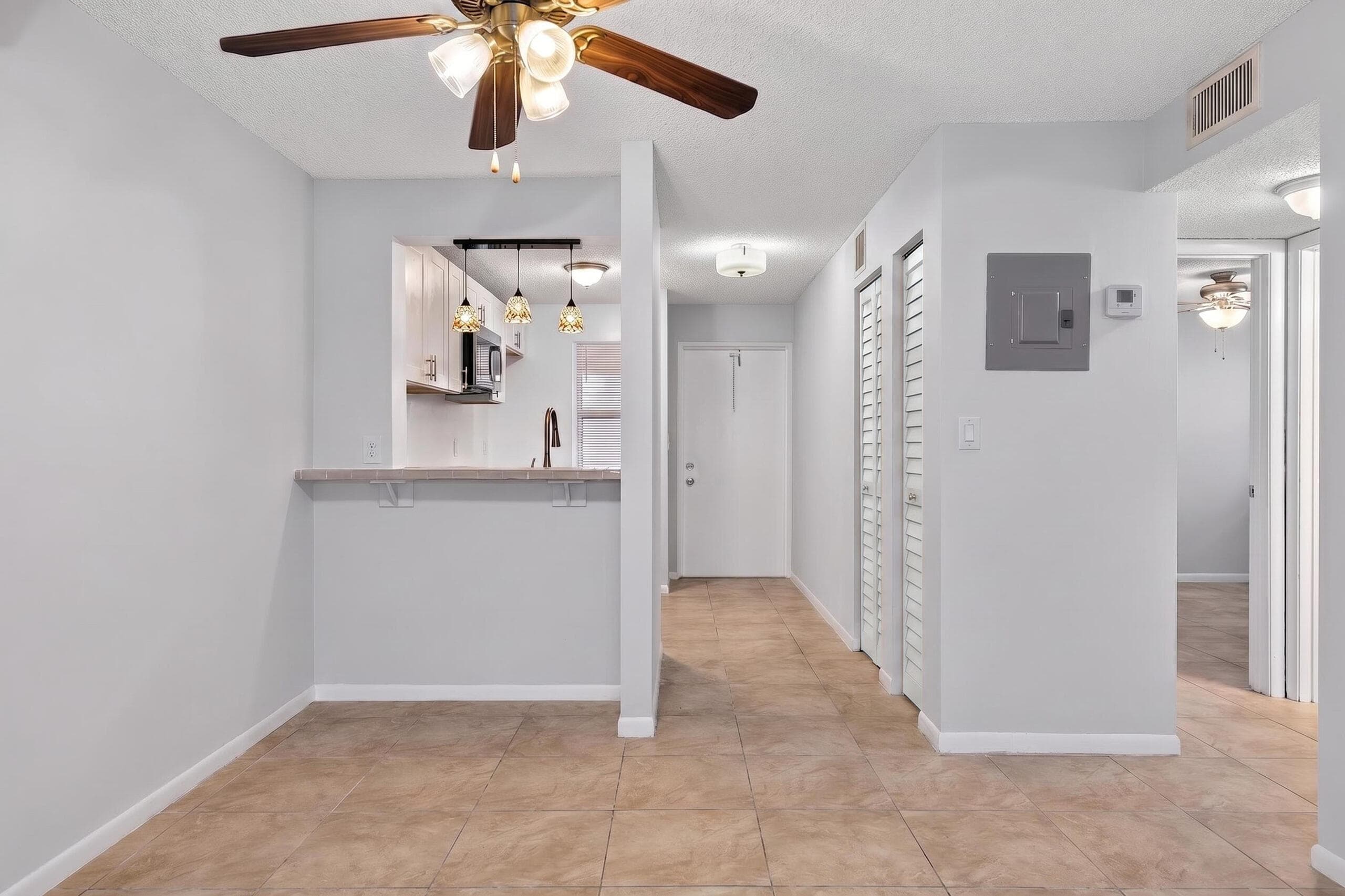 95 NE 41st Street O223, Oakland Park, FL 33334 — photo 1 of 11