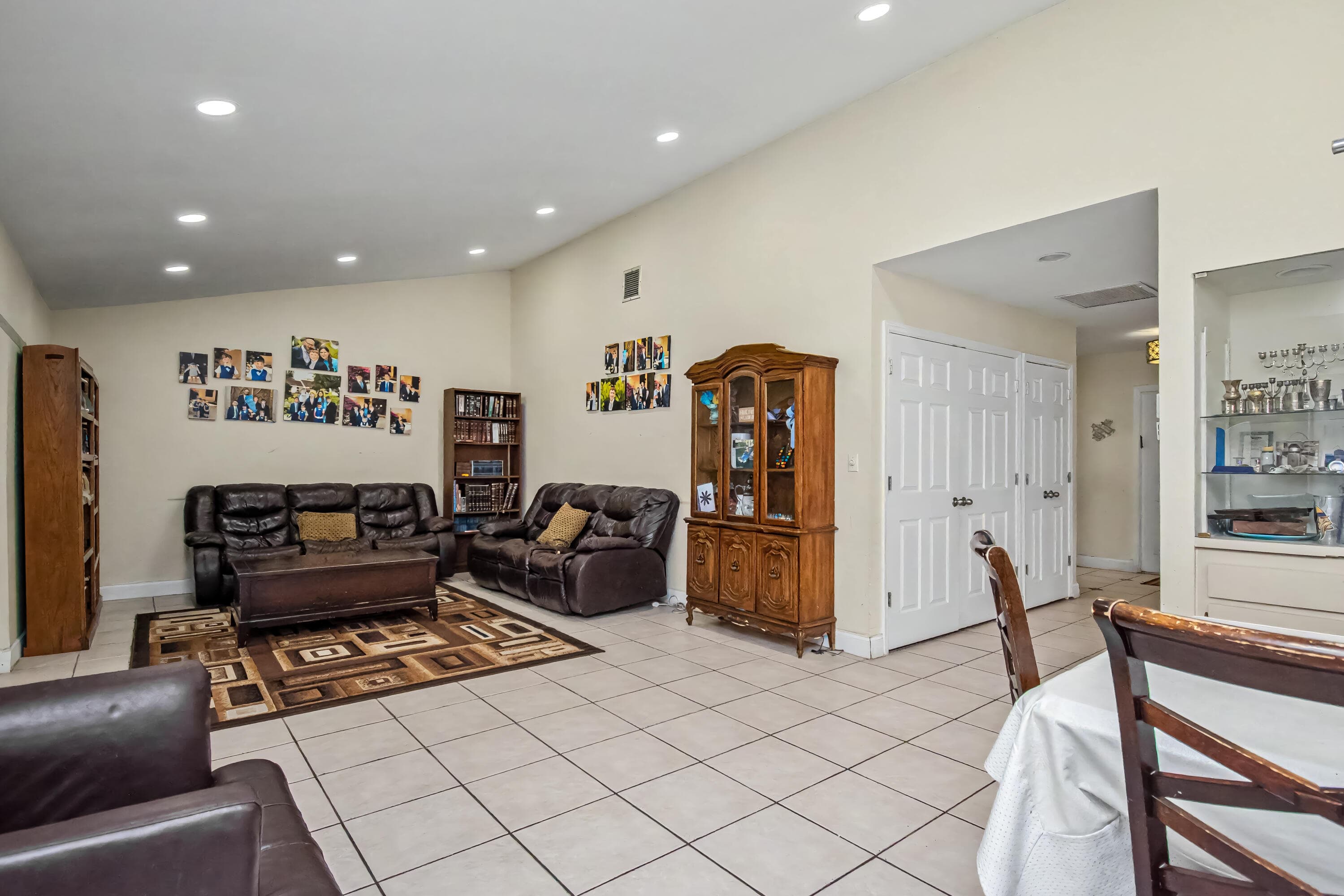22051 Montoya Drive, Boca Raton, FL 33433 — photo 6 of 40