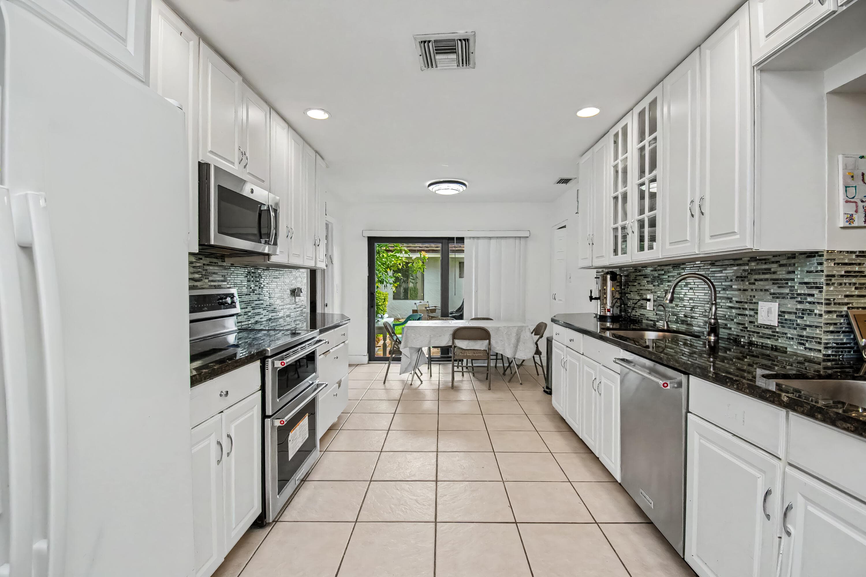 22051 Montoya Drive, Boca Raton, FL 33433 — photo 33 of 40