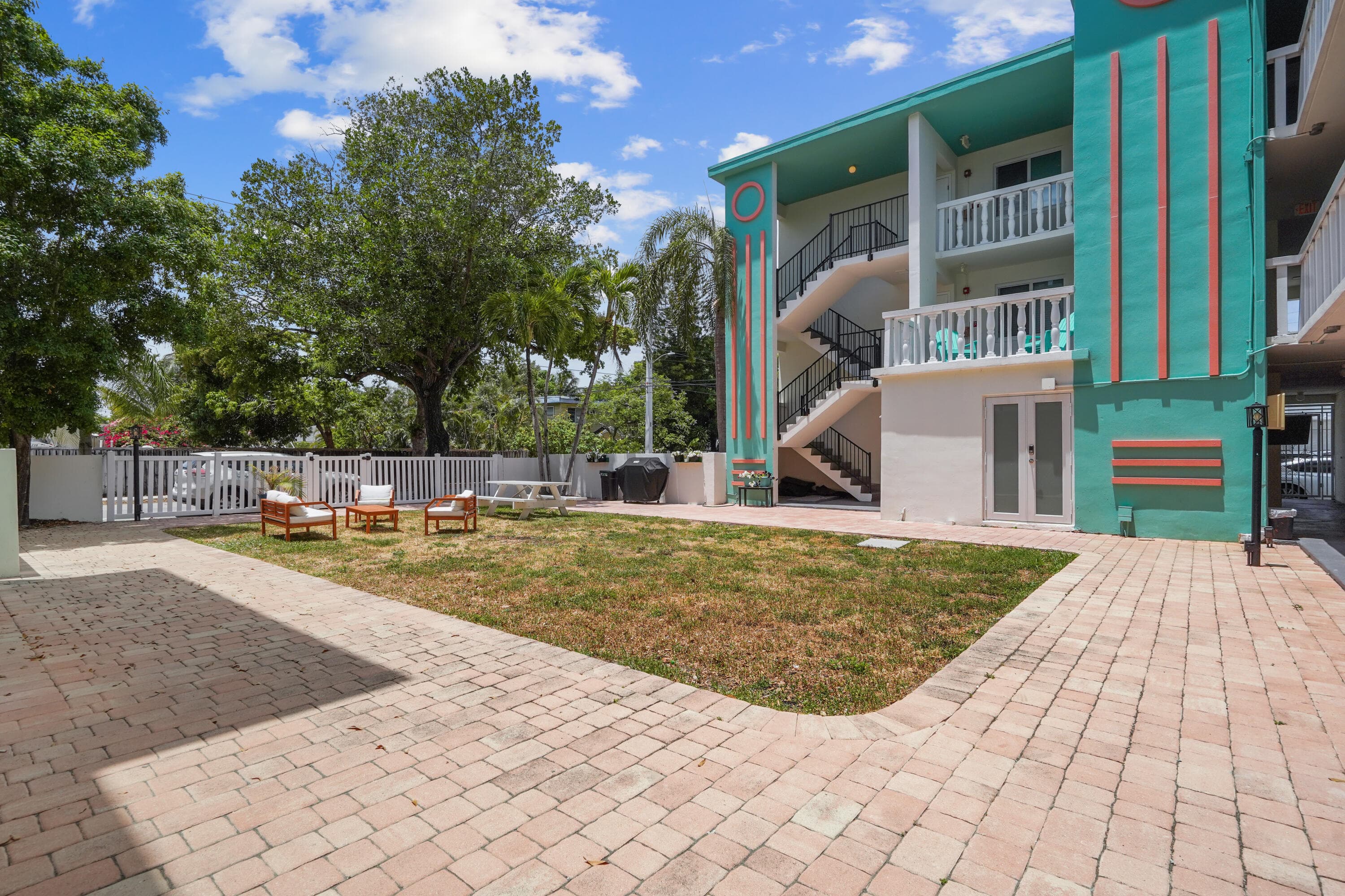1857 Jefferson Street 304, Hollywood, FL 33020 — photo 13 of 15