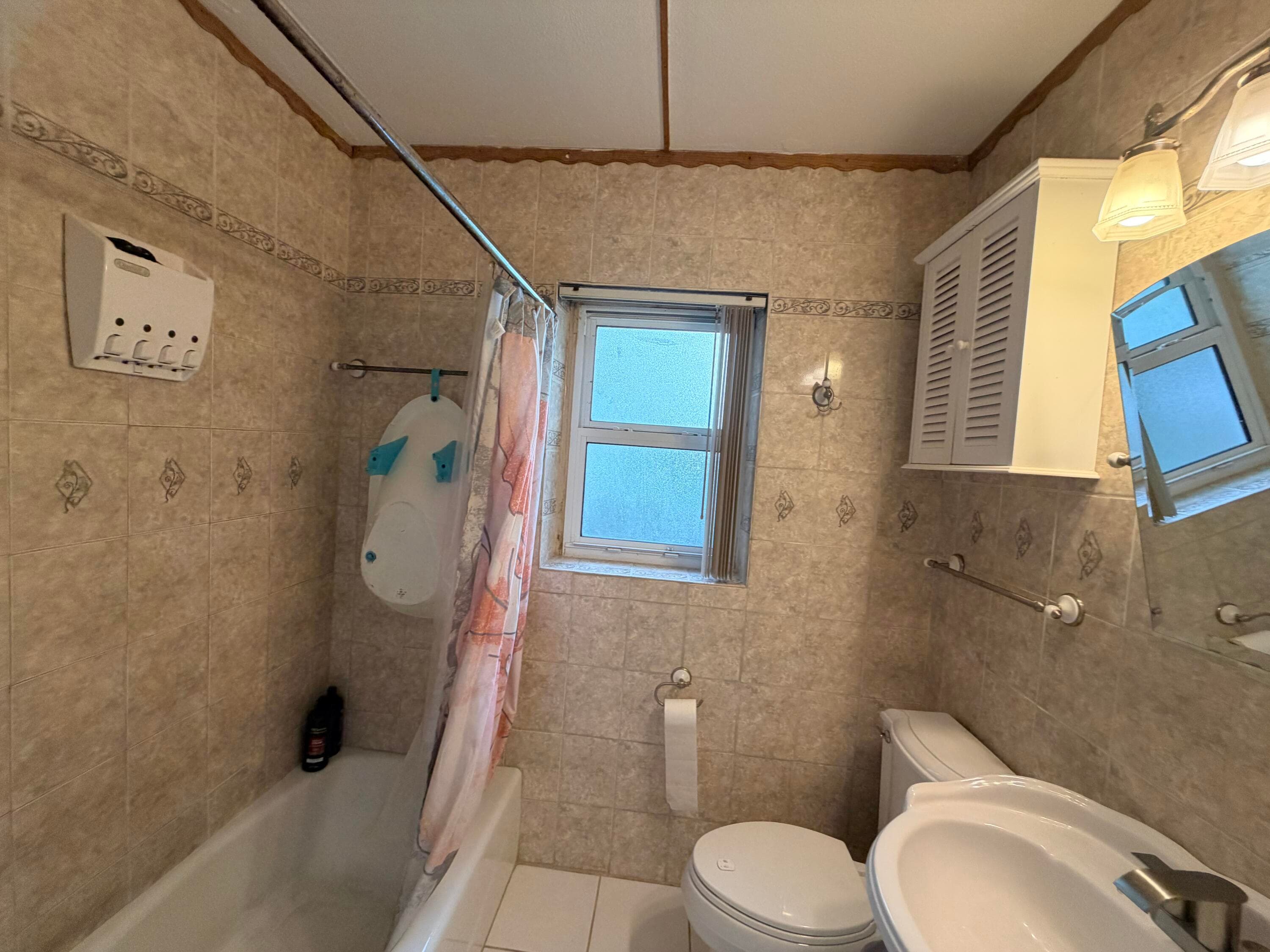208 NW Avenue H Place, Belle Glade, FL 33430 — photo 13 of 50