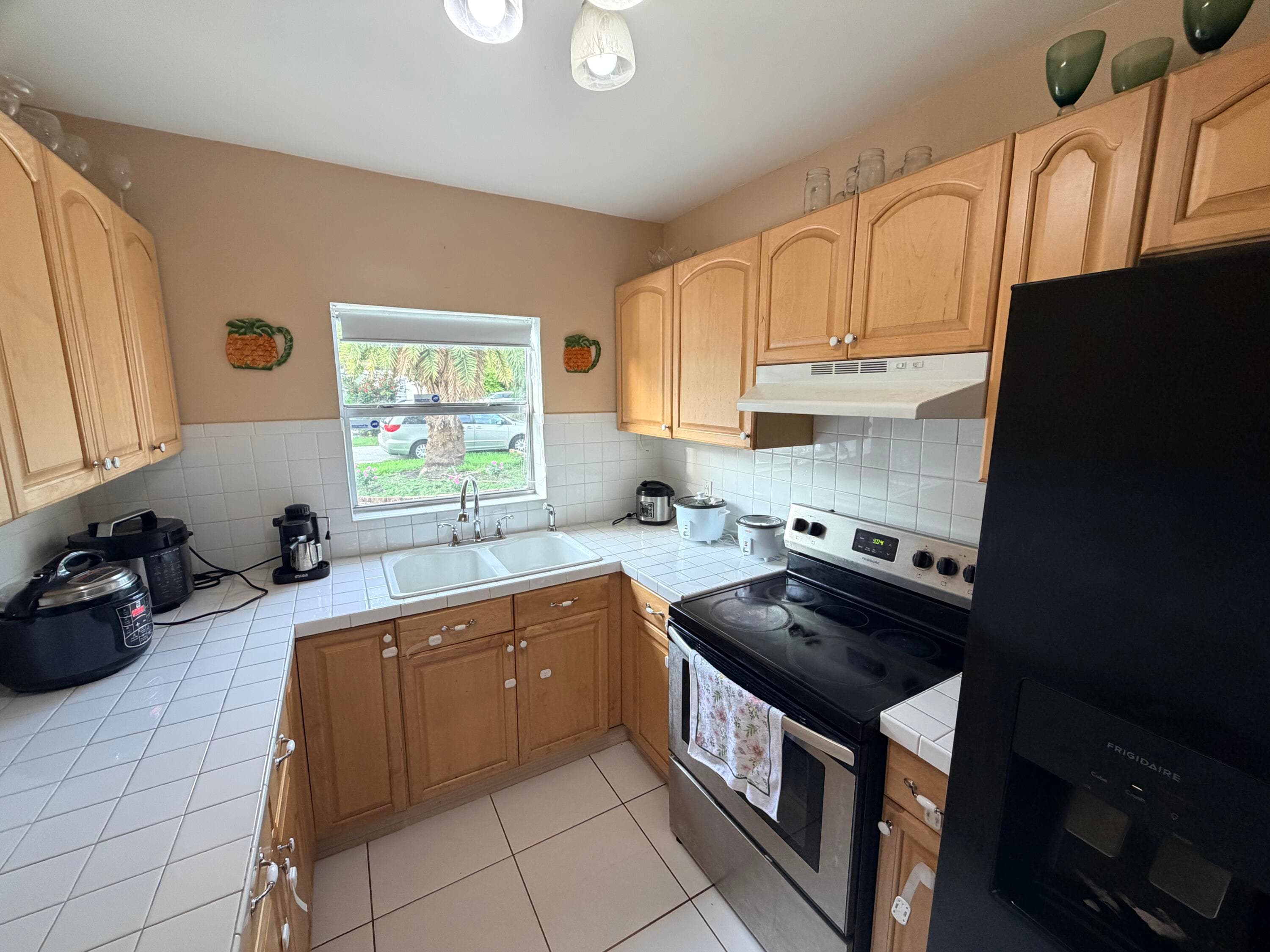 208 NW Avenue H Place, Belle Glade, FL 33430 — photo 21 of 50