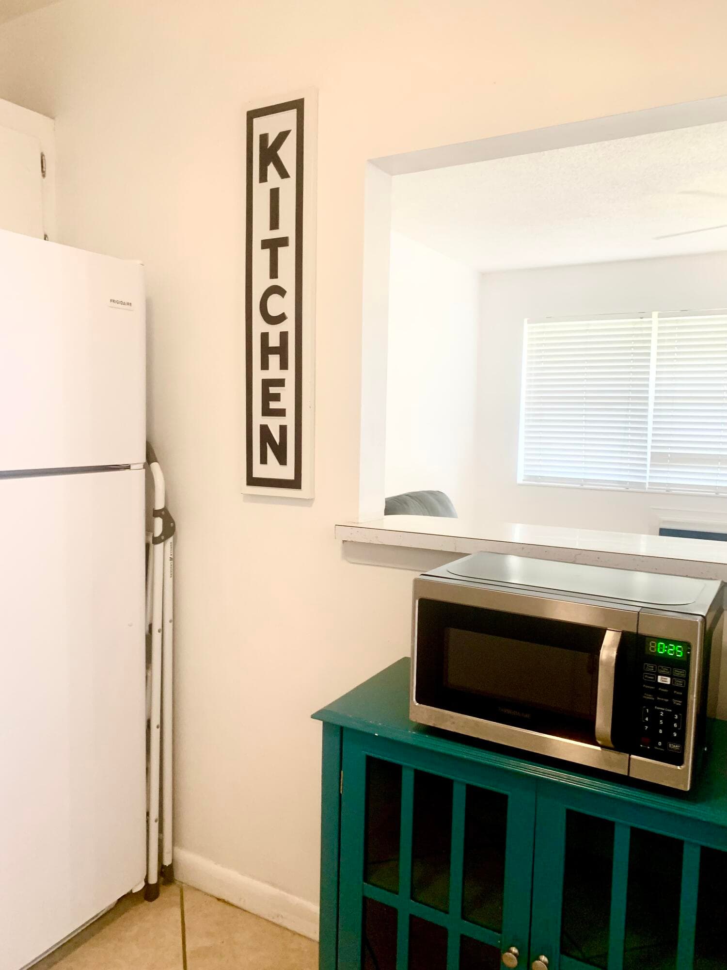 123 Canterbury E, West Palm Beach, FL 33417 — photo 5 of 41