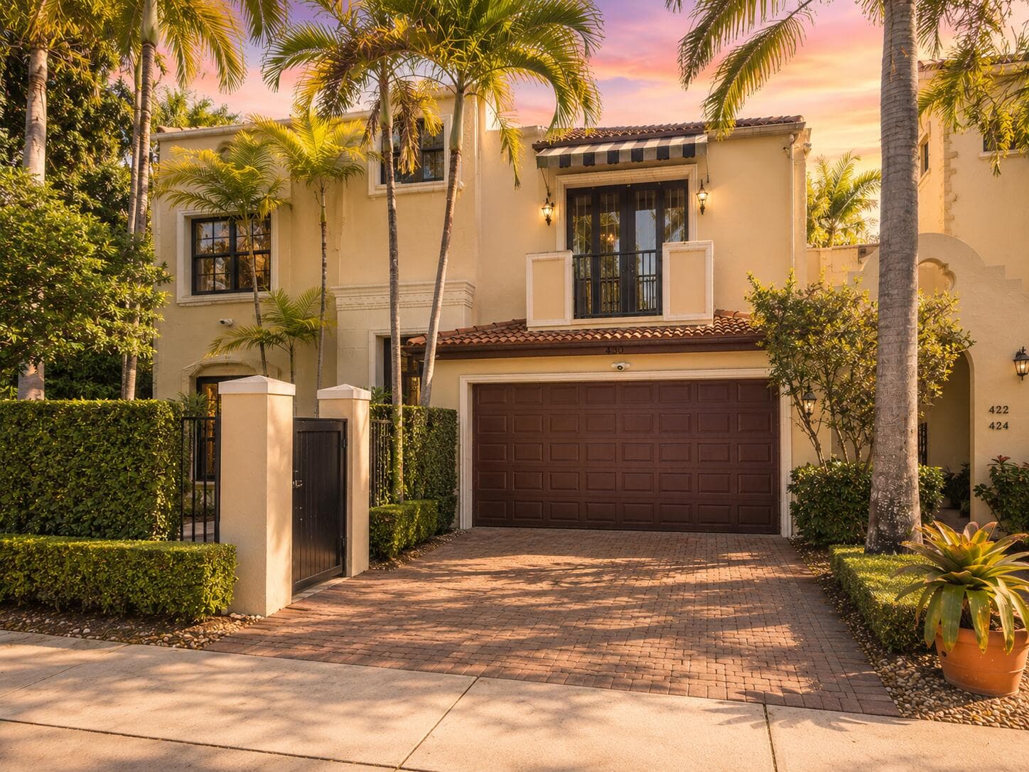 430 NE 7th Avenue 430, Fort Lauderdale, FL 33301 — photo 1 of 42