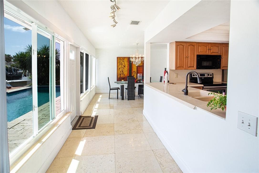 360 SE 12th Avenue, Pompano Beach, FL 33060 — photo 19 of 51