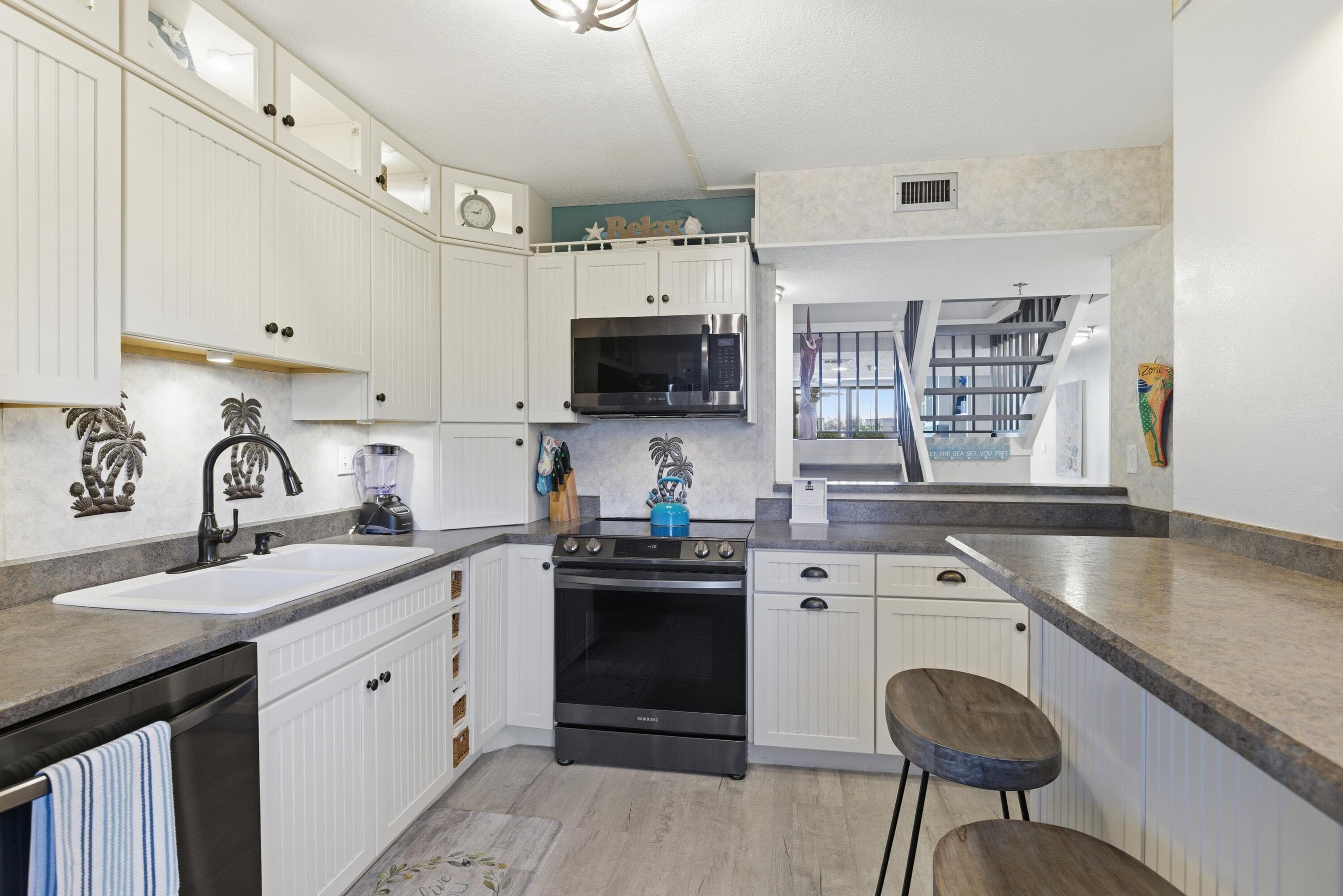 355 S Ocean Drive T-106, Fort Pierce, FL 34949 — photo 9 of 50
