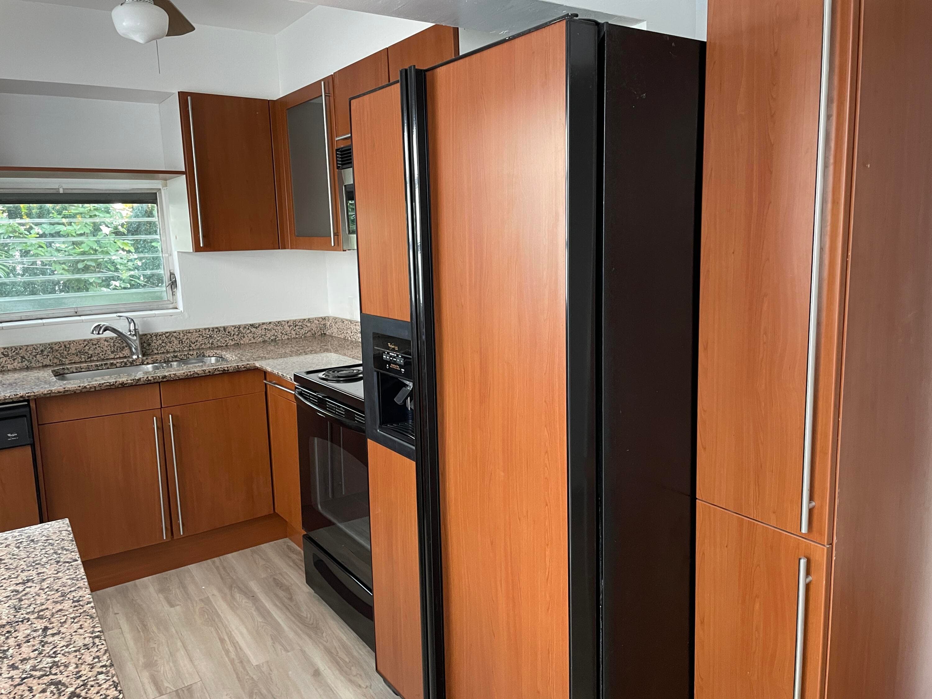 1518 Grant Street 3, Hollywood, FL 33020 — photo 3 of 11