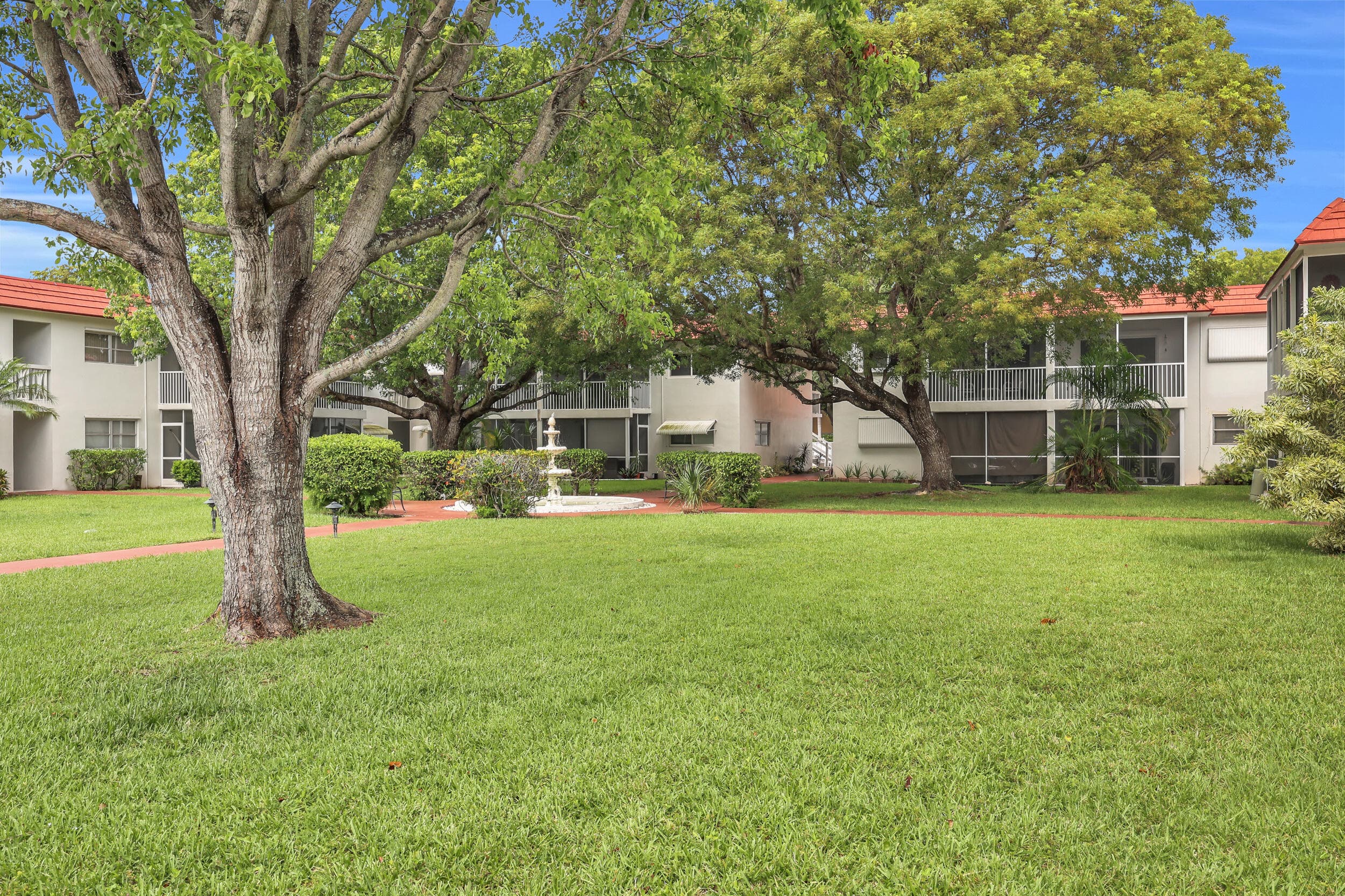 899 SE 2nd Avenue 120, Deerfield Beach, FL 33441 — photo 16 of 19