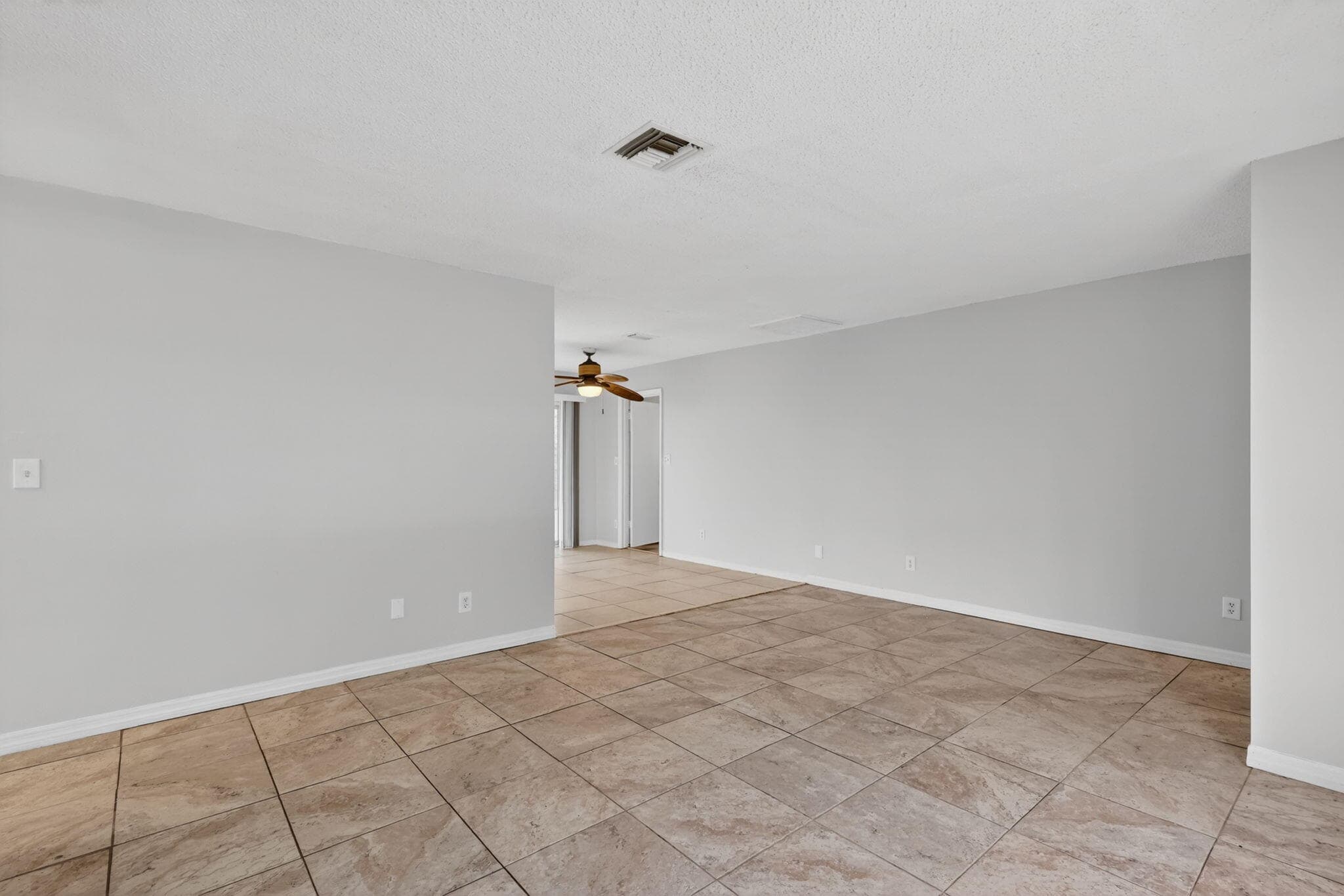 941 SE Atlantus Avenue, Port St. Lucie, FL 34983 — photo 8 of 73