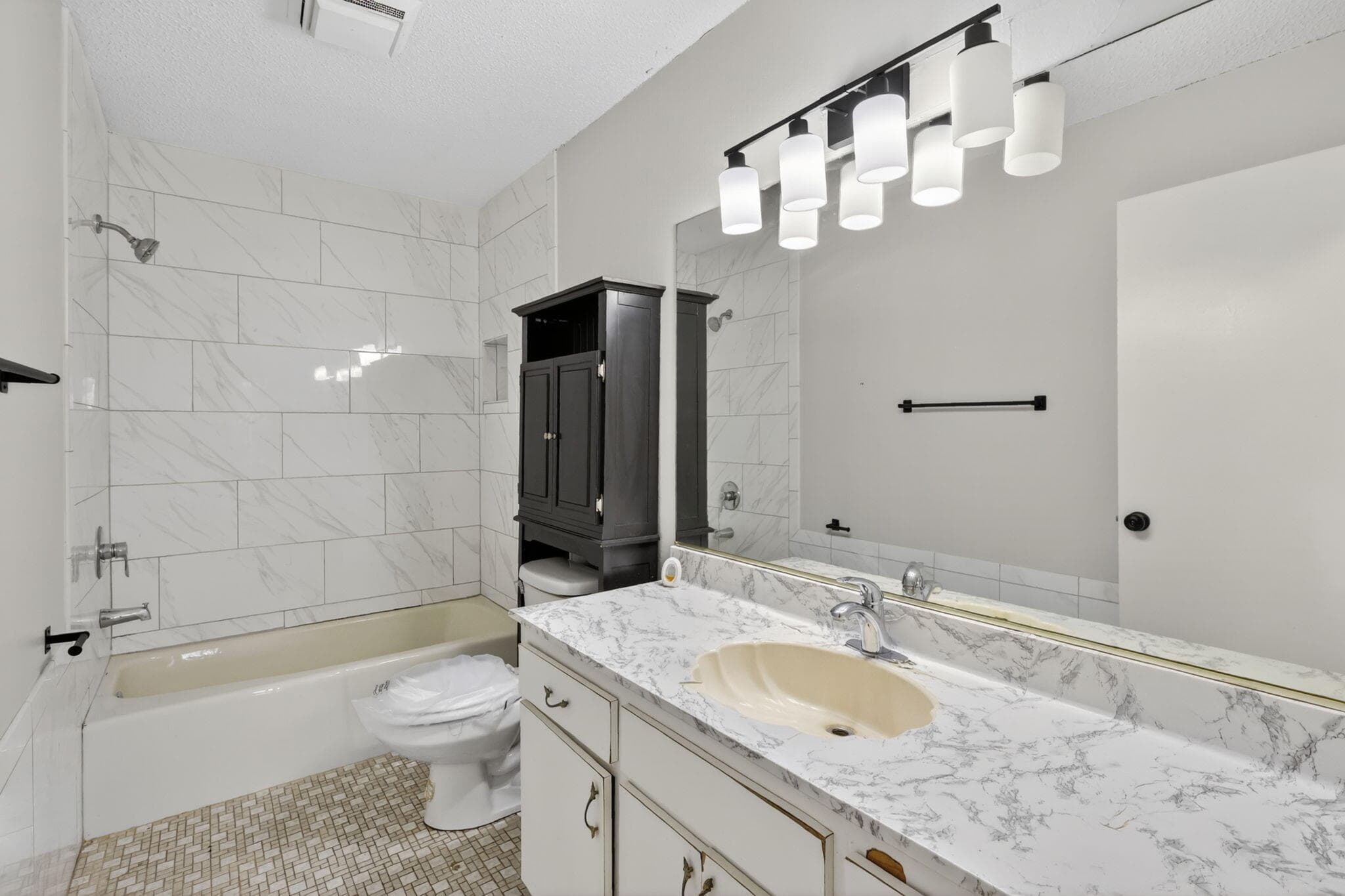 941 SE Atlantus Avenue, Port St. Lucie, FL 34983 — photo 54 of 73