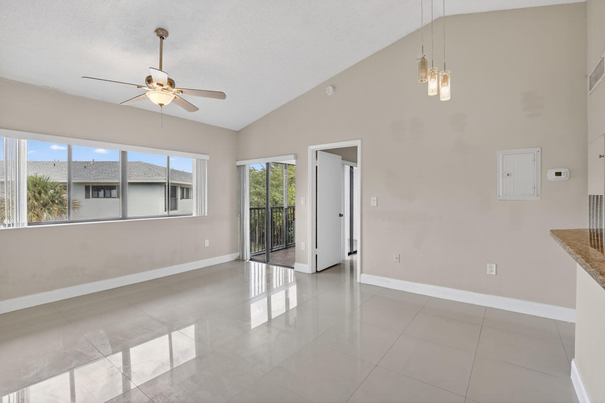 2445 SW 18th Terrace 922, Fort Lauderdale, FL 33315 — photo 7 of 46