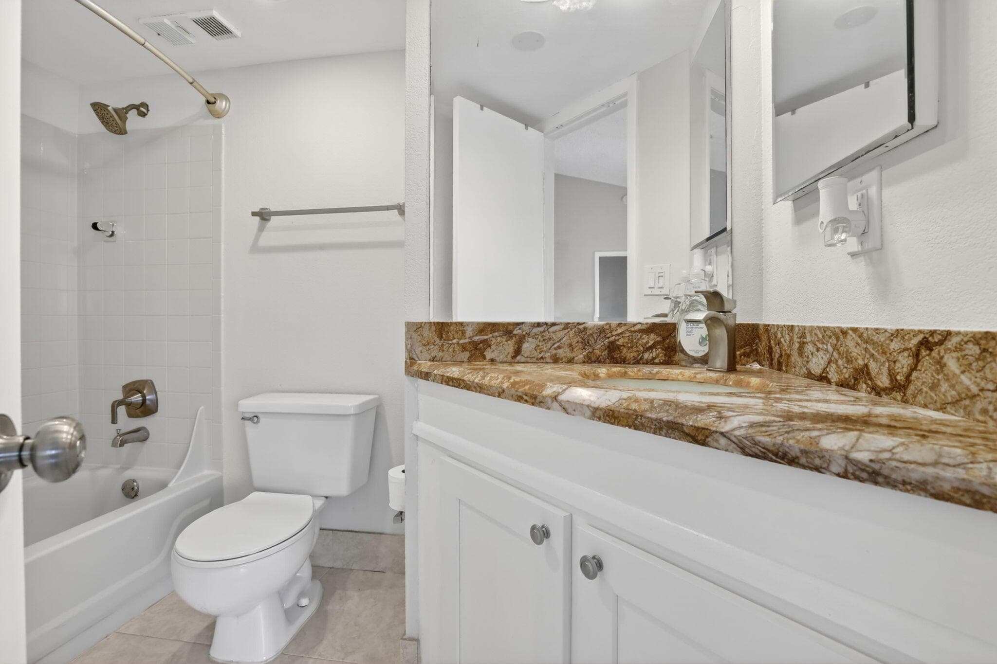 2445 SW 18th Terrace 922, Fort Lauderdale, FL 33315 — photo 25 of 46