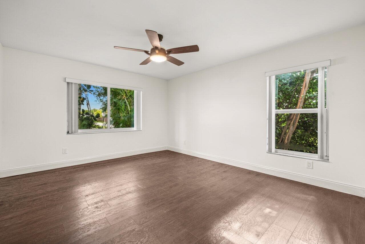 638 SW 4th Avenue, Boynton Beach, FL 33426 — photo 15 of 43