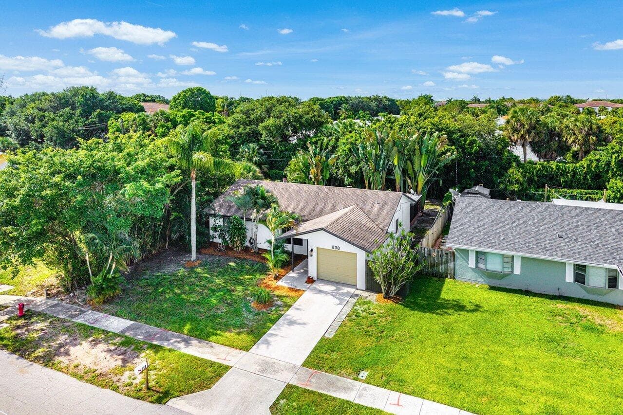 638 SW 4th Avenue, Boynton Beach, FL 33426 — photo 34 of 43