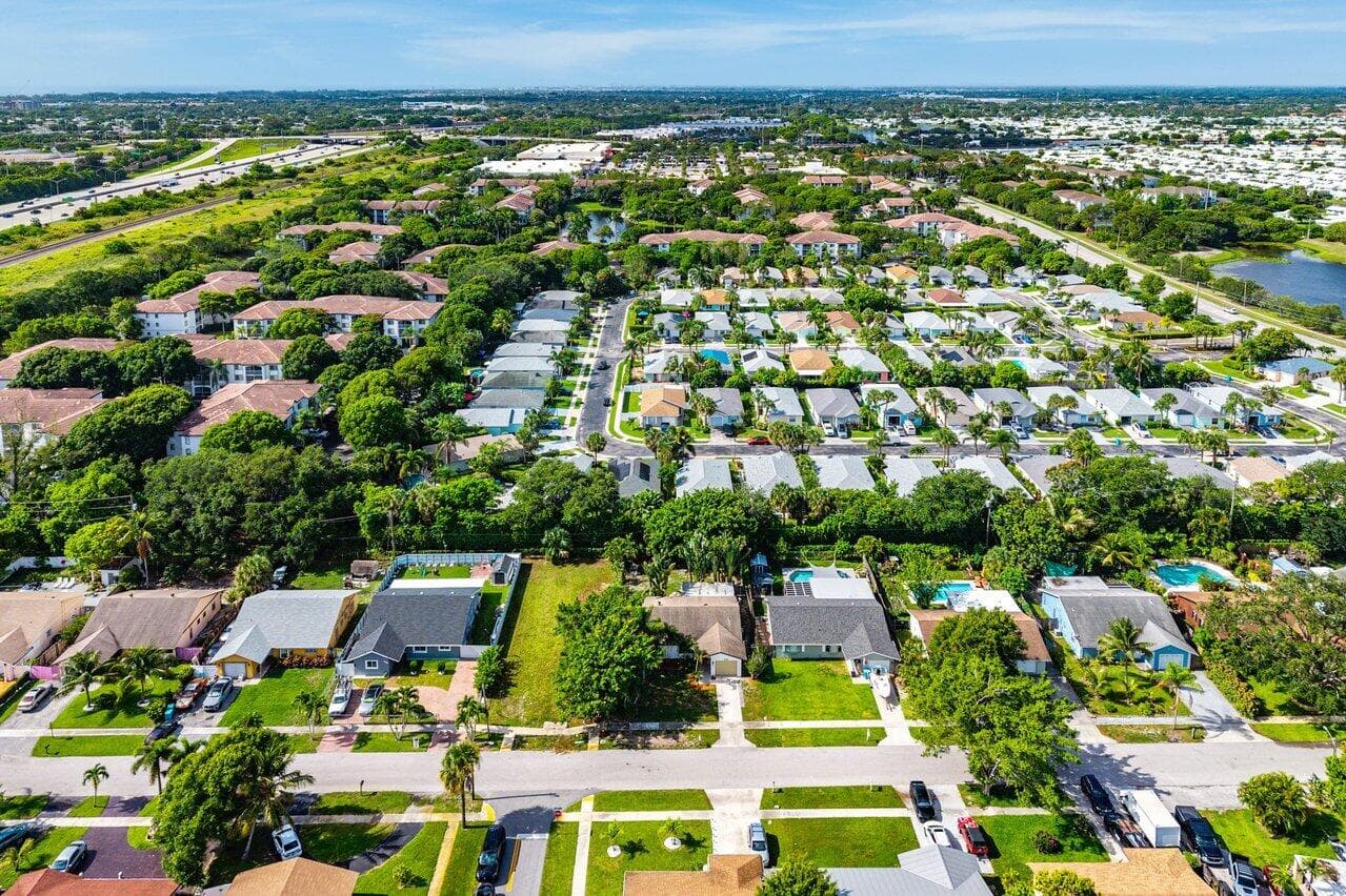 638 SW 4th Avenue, Boynton Beach, FL 33426 — photo 41 of 43