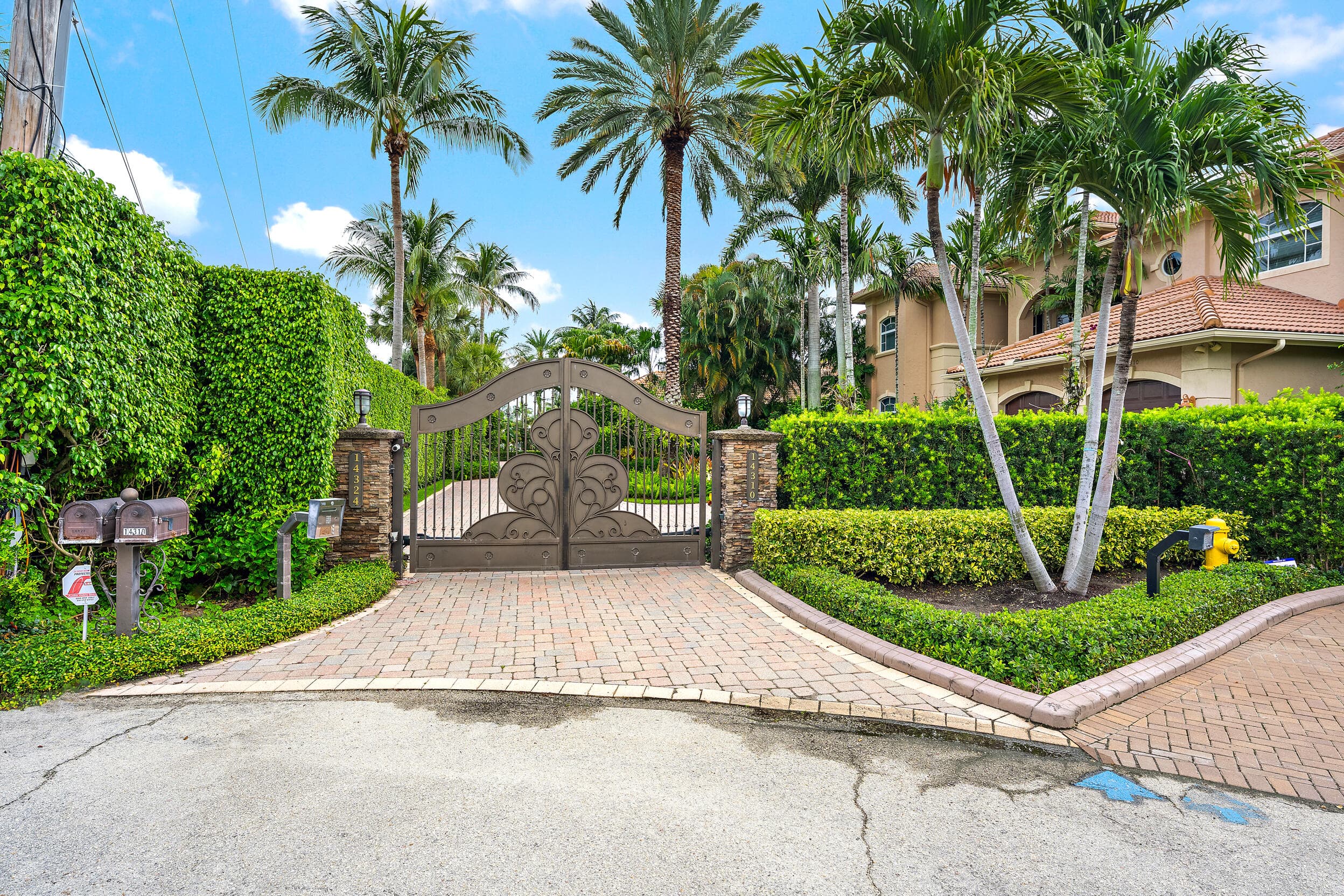 14324 Paradise Point Road, Palm Beach Gardens, FL 33410 — photo 7 of 35