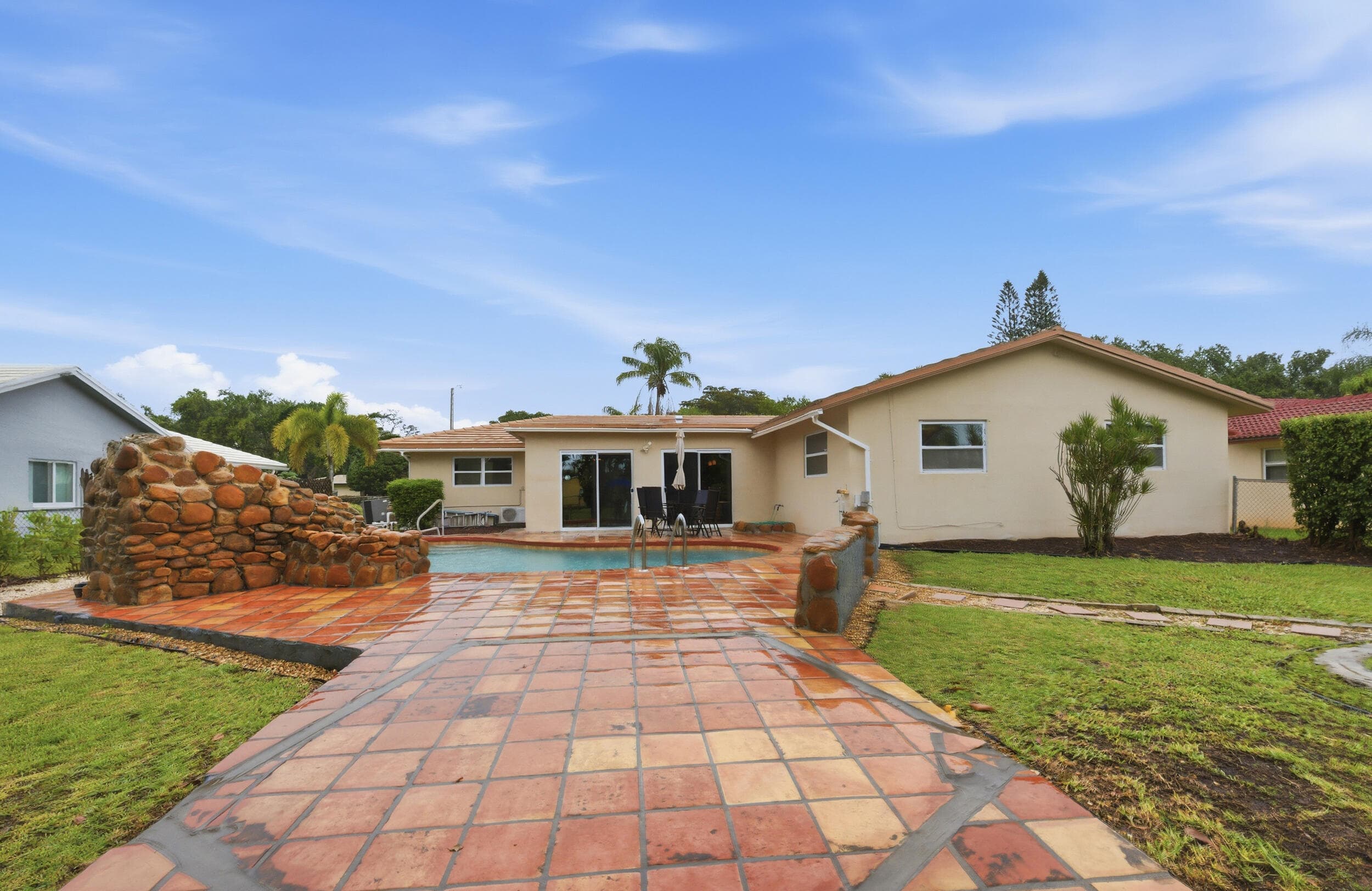 8386 Shadow Wood Boulevard, Coral Springs, FL 33071 — photo 36 of 42