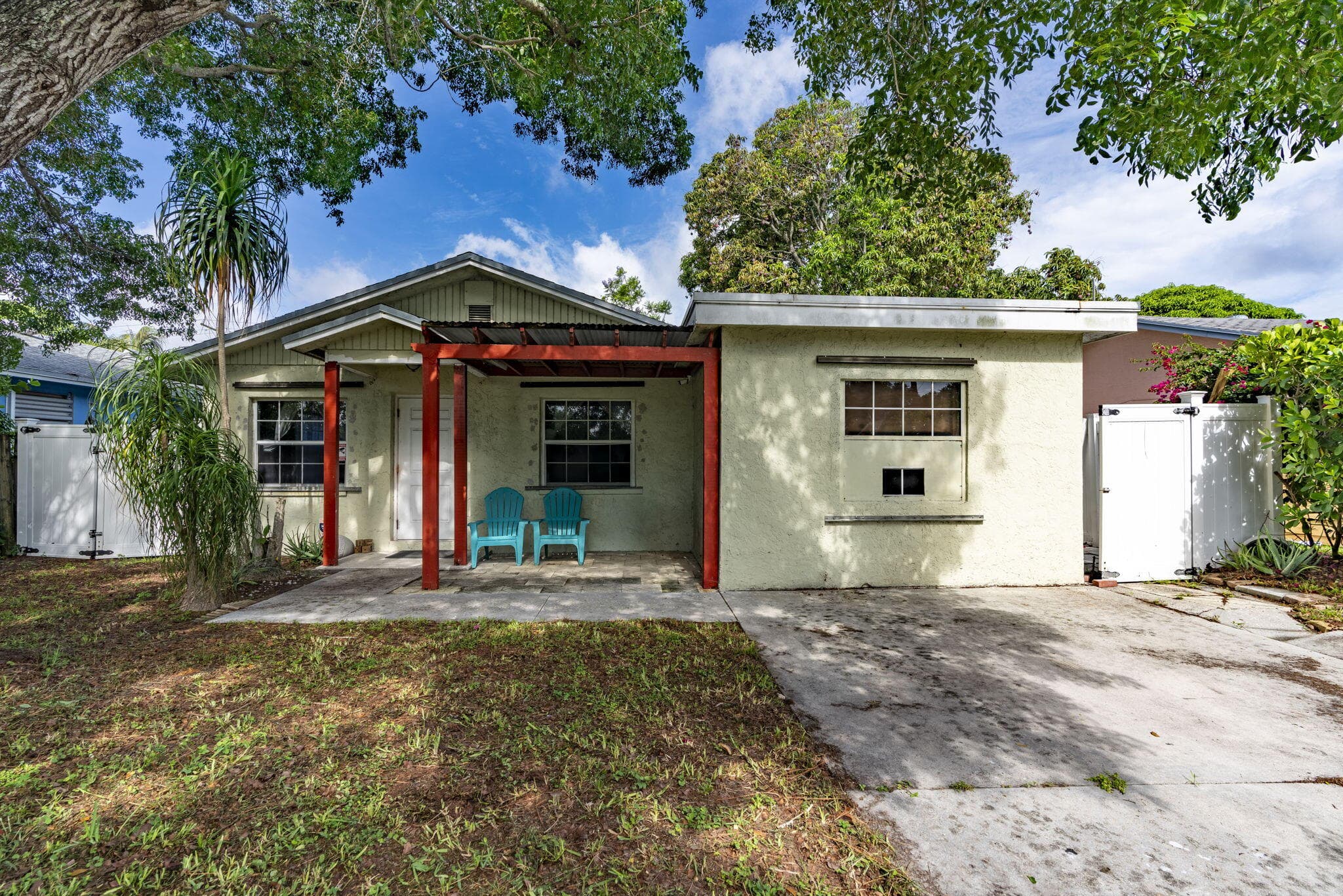 505 NW 7th Court, Boynton Beach, FL 33426 — photo 1 of 41