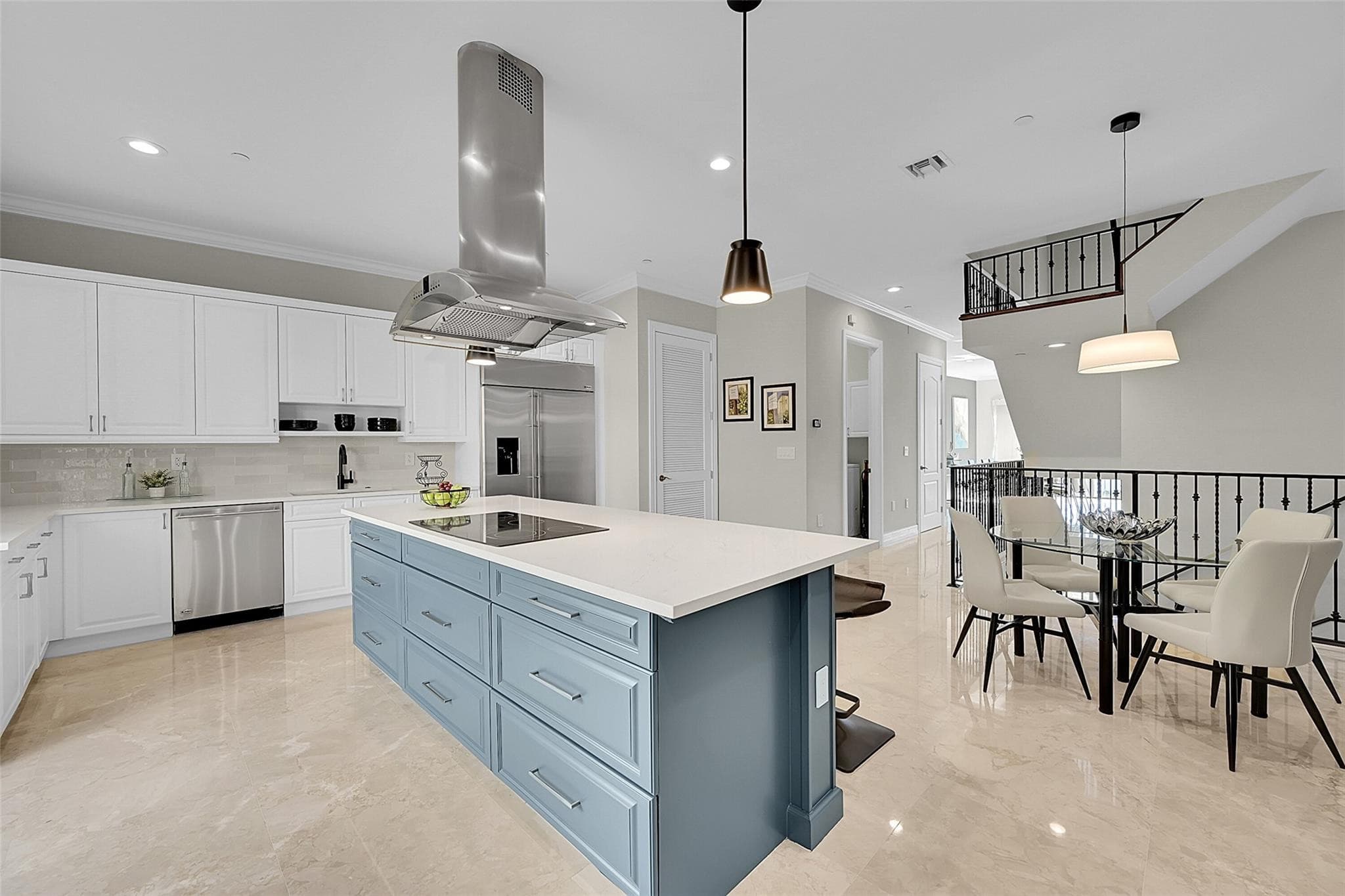 2254 SE 7th Street, Pompano Beach, FL 33062 — photo 4 of 61