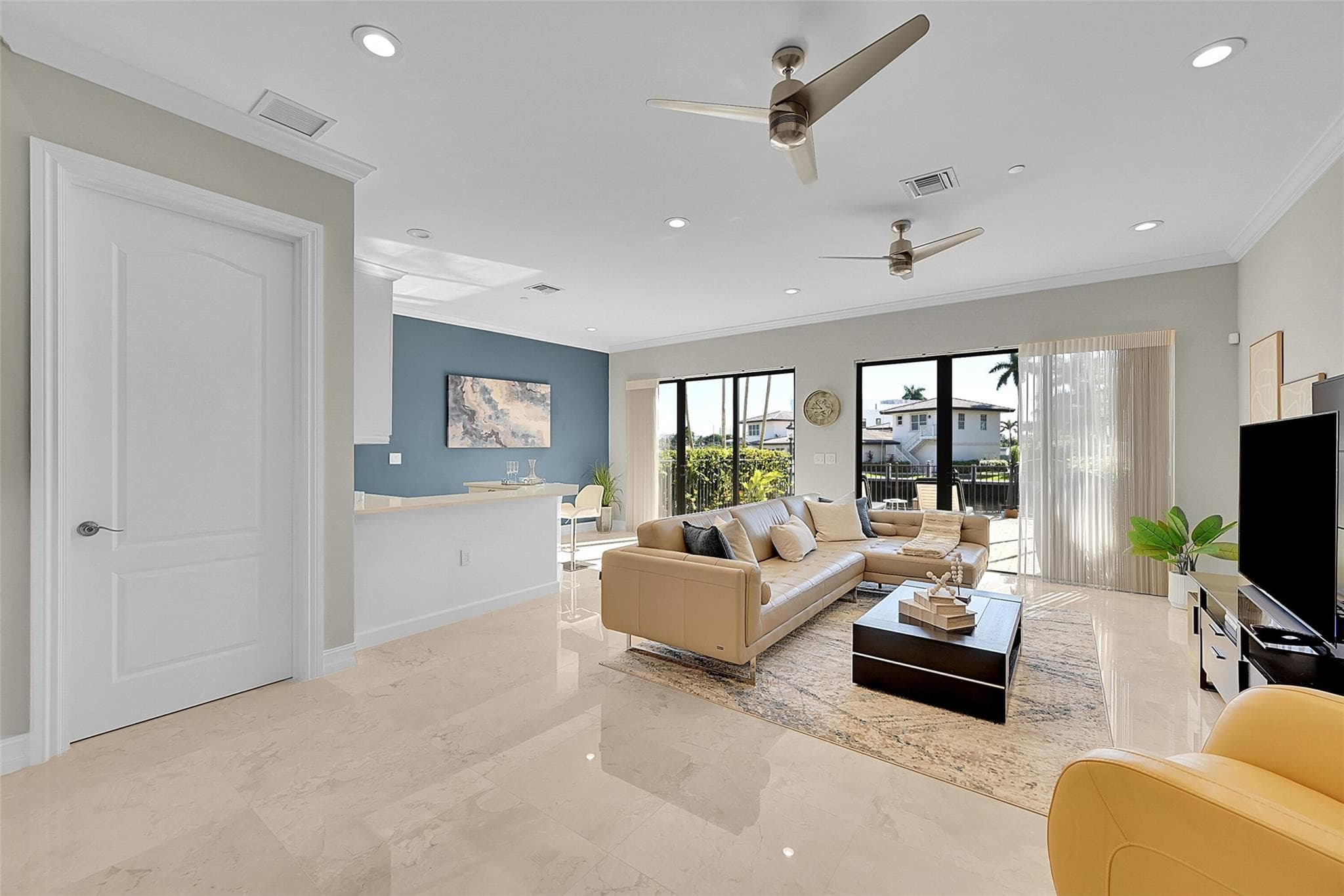 2254 SE 7th Street, Pompano Beach, FL 33062 — photo 14 of 61