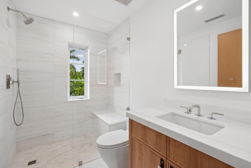125 Worth Court N, West Palm Beach, FL 33405 — photo 21 of 41
