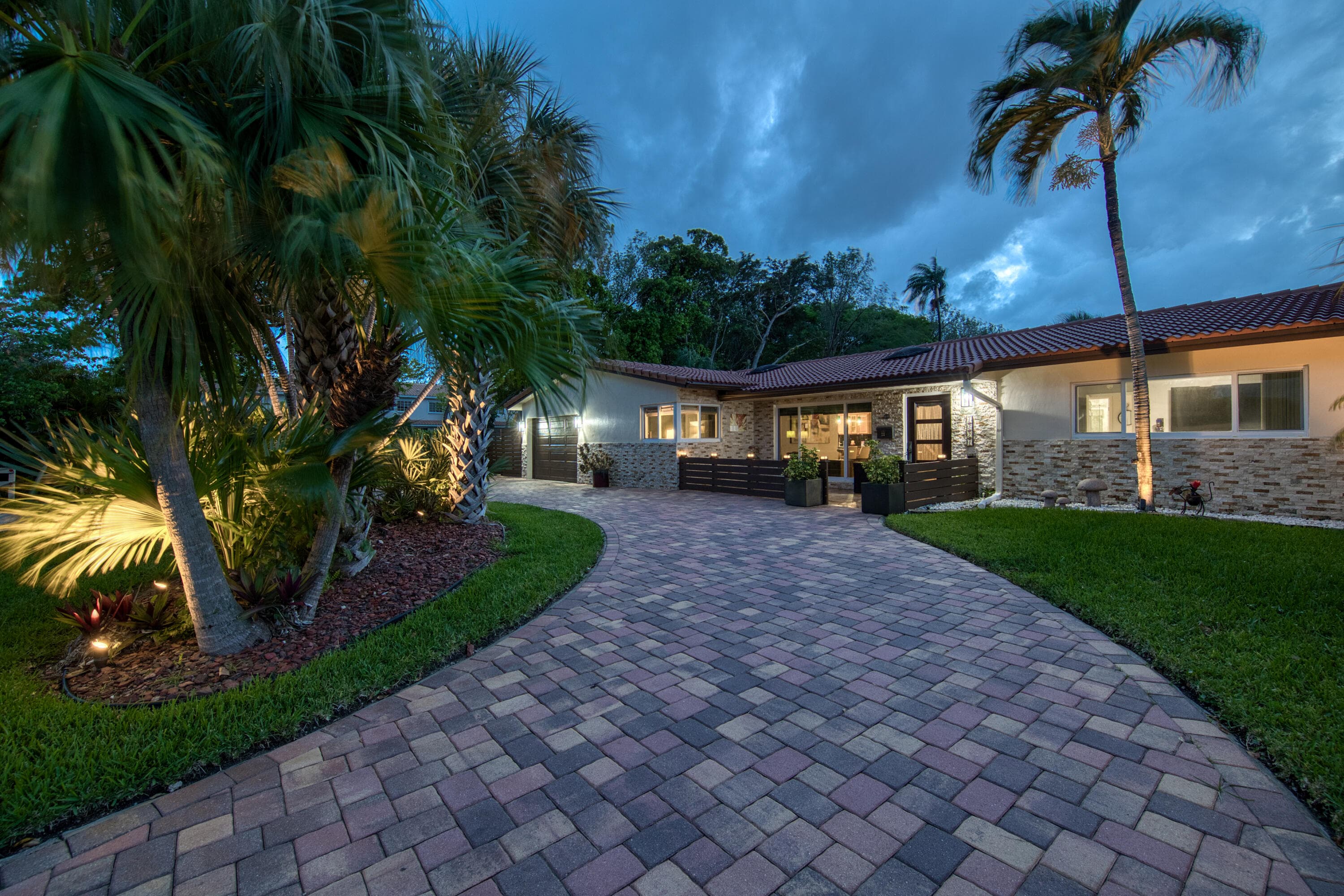 1571 SE 24th Avenue, Pompano Beach, FL 33062 — photo 3 of 73