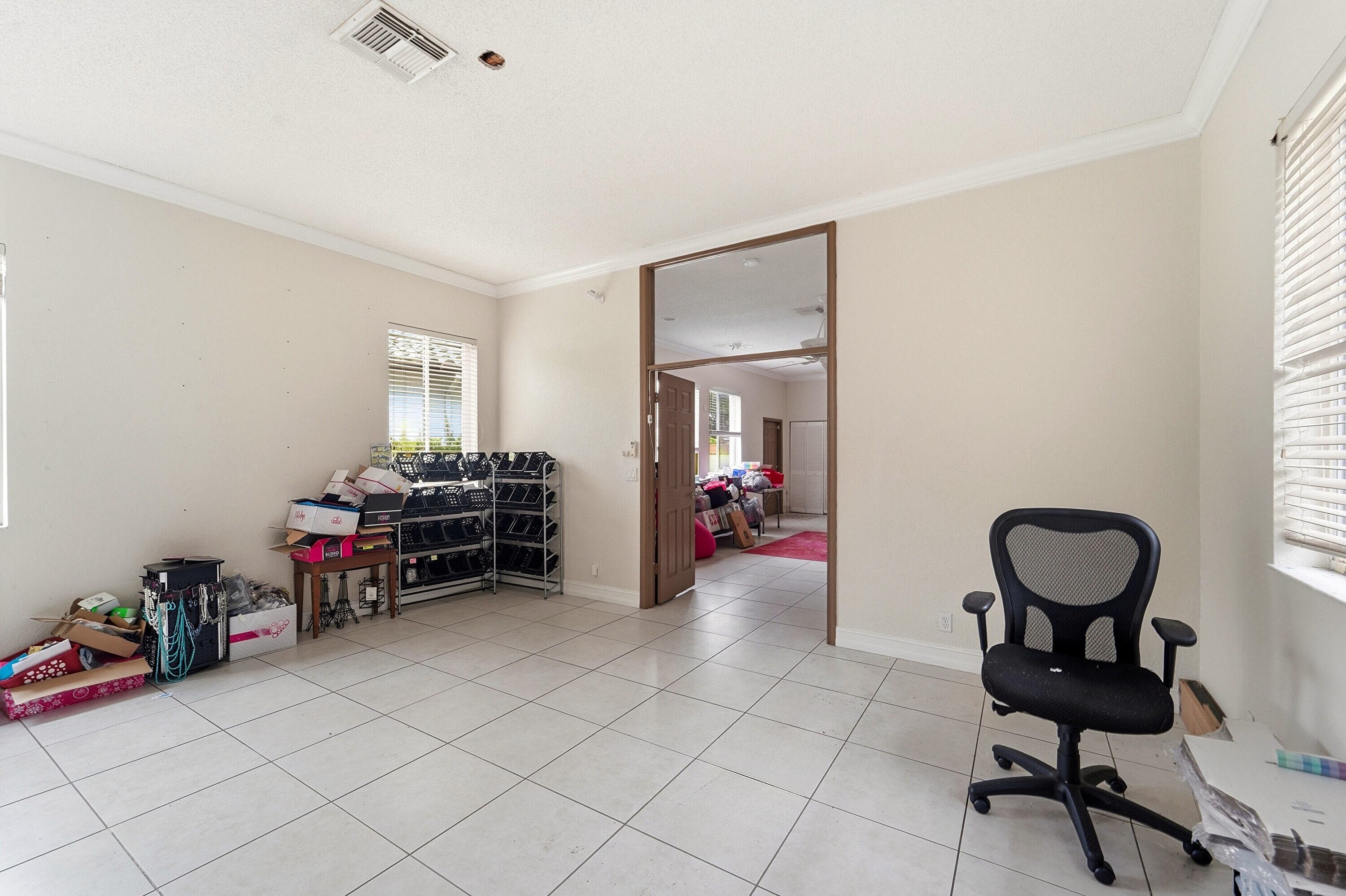 10710 NW 54th Place, Coral Springs, FL 33076 — photo 20 of 47