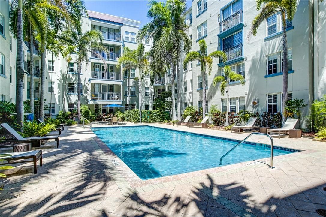 533 NE 3rd Avenue 125, Fort Lauderdale, FL 33301 — photo 12 of 20