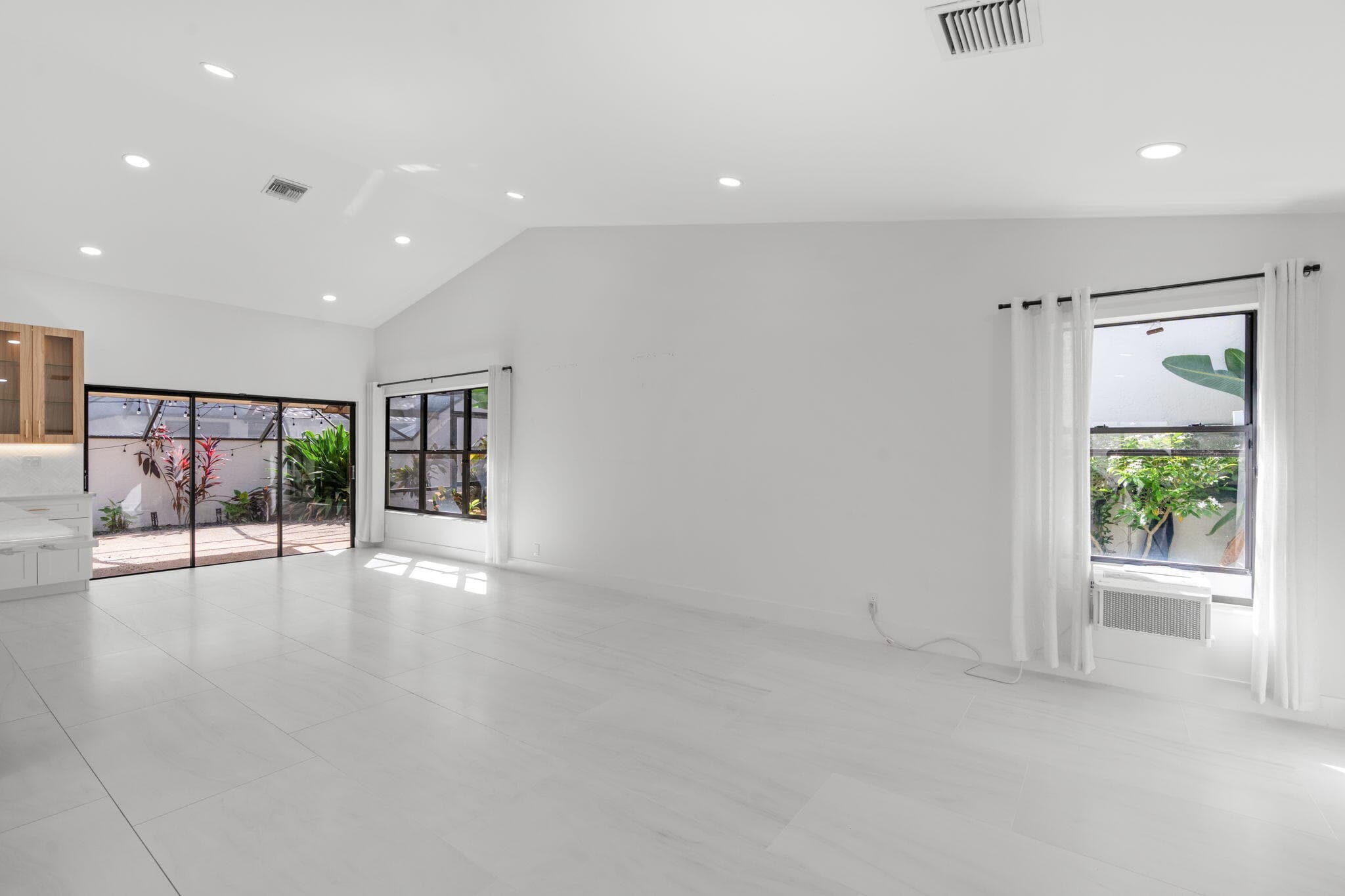 21326 Campo Allegro Drive, Boca Raton, FL 33433 — photo 11 of 33