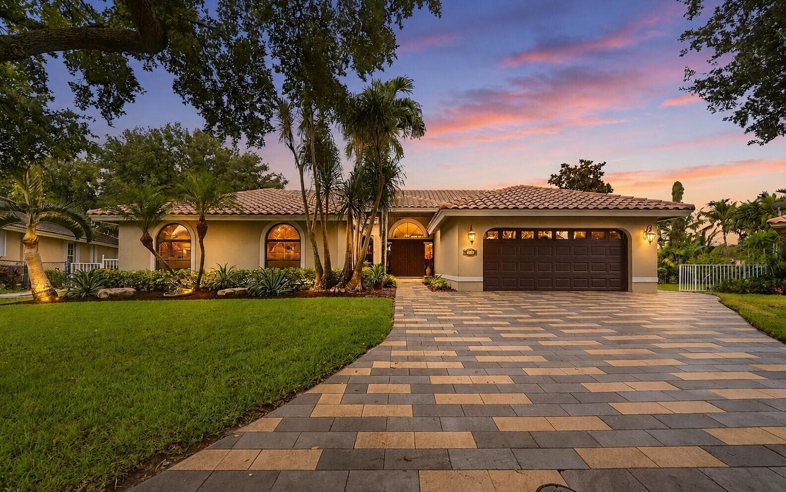 4704 NW 99th Lane, Coral Springs, FL 33076 — photo 2 of 45