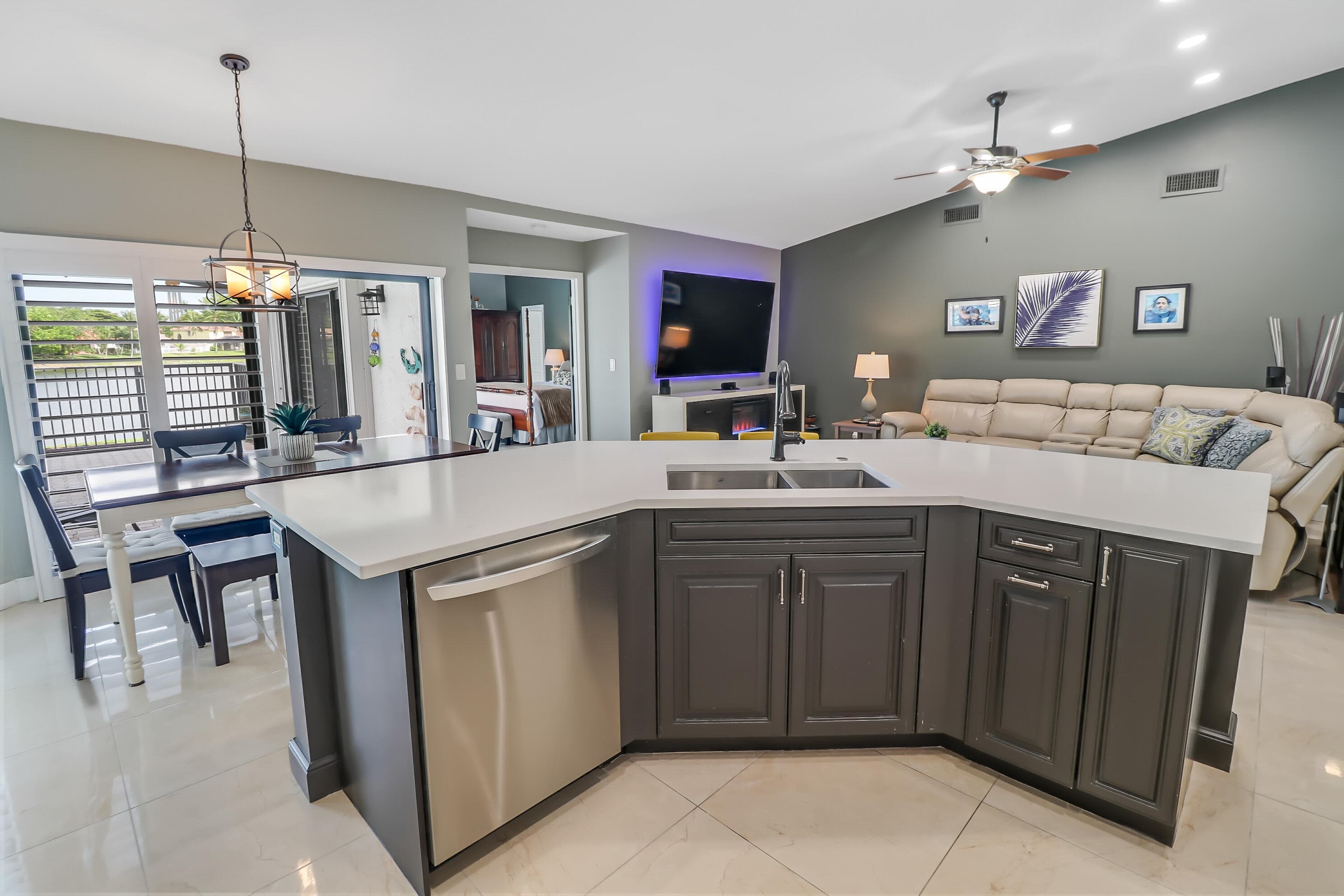 5171 NW 64th Drive, Coral Springs, FL 33067 — photo 6 of 51