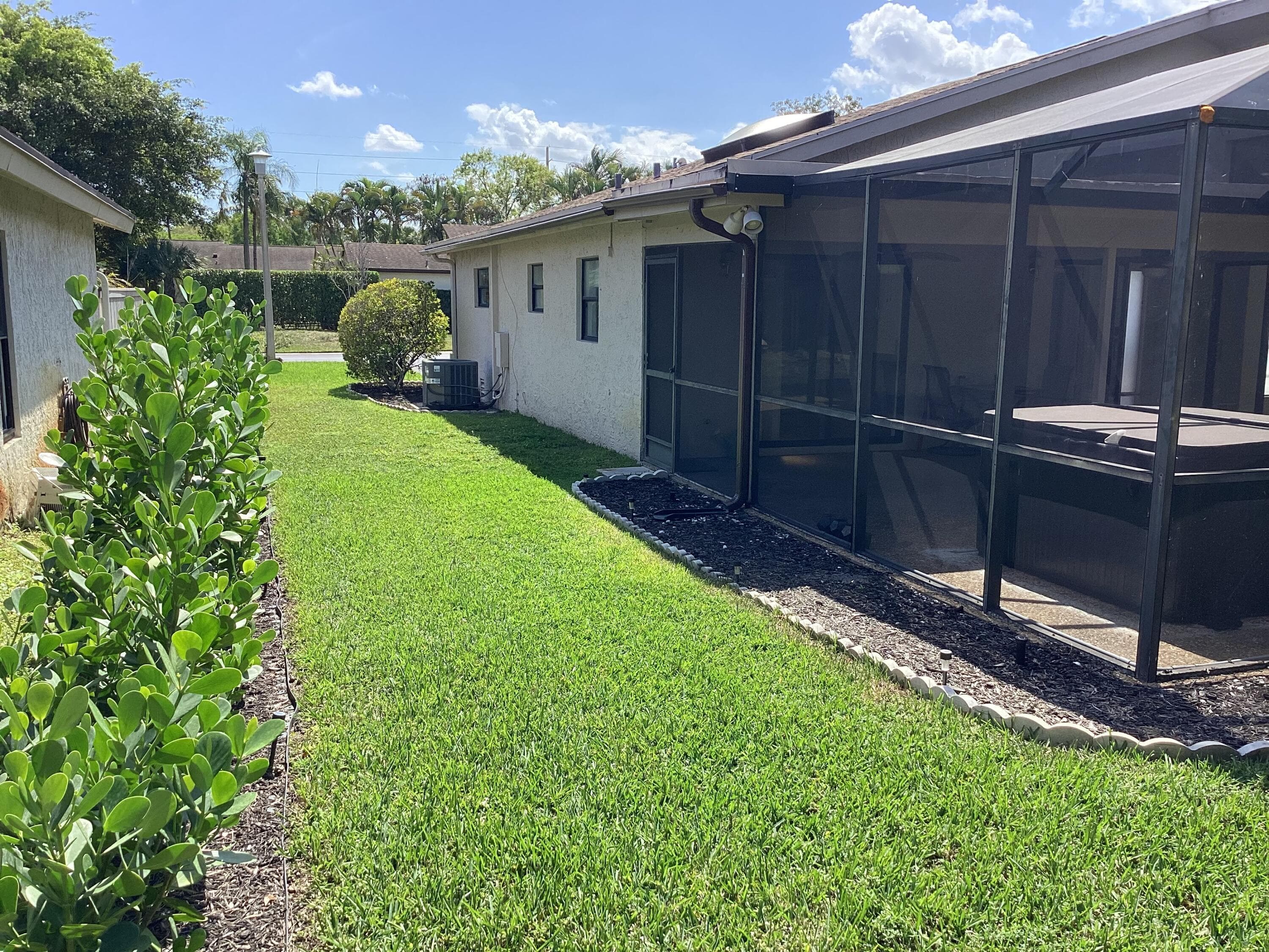 8895 Old Pine Road, Boca Raton, FL 33433 — photo 36 of 46