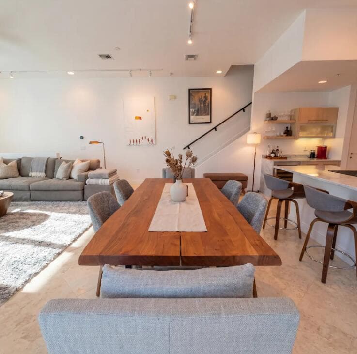 323 NE 7th Street 323, Fort Lauderdale, FL 33304 — photo 11 of 16