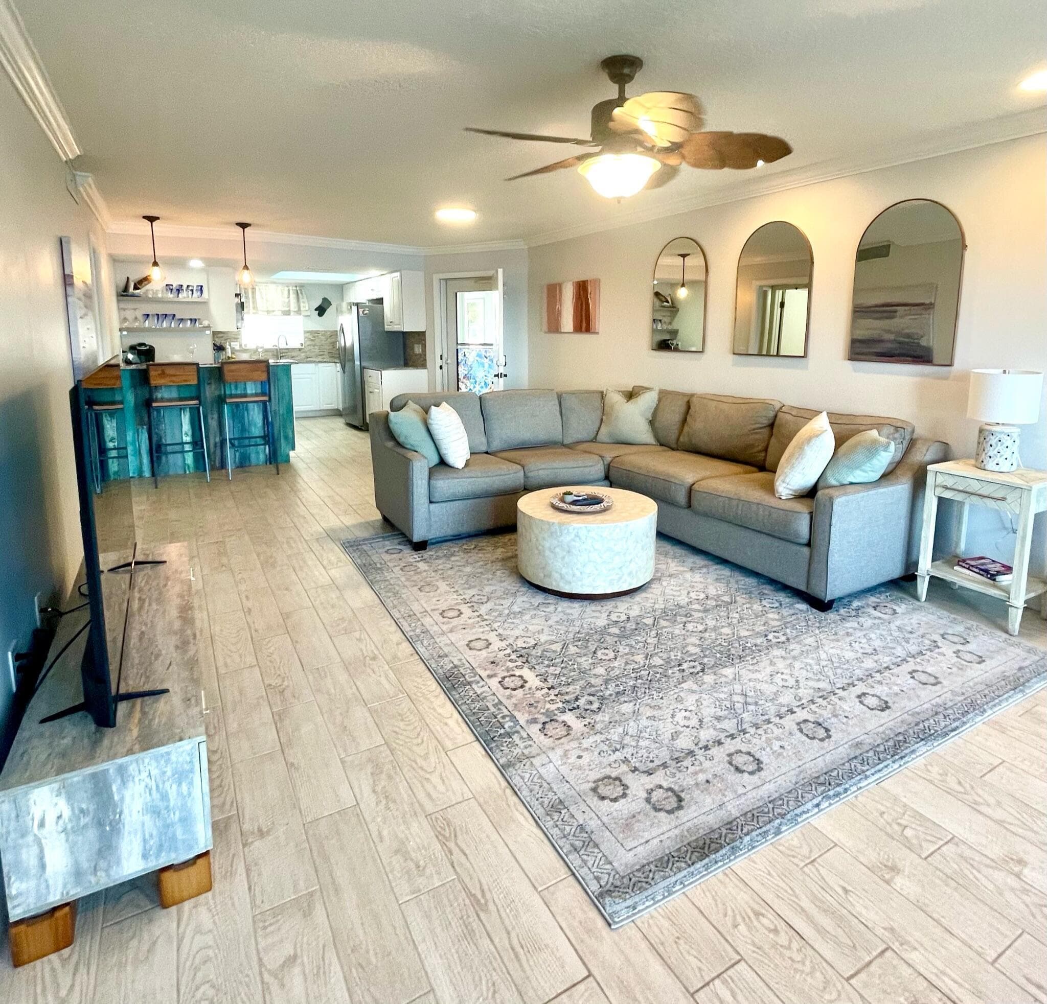 410 Wilma Circle 103, Riviera Beach, FL 33404 — photo 4 of 41