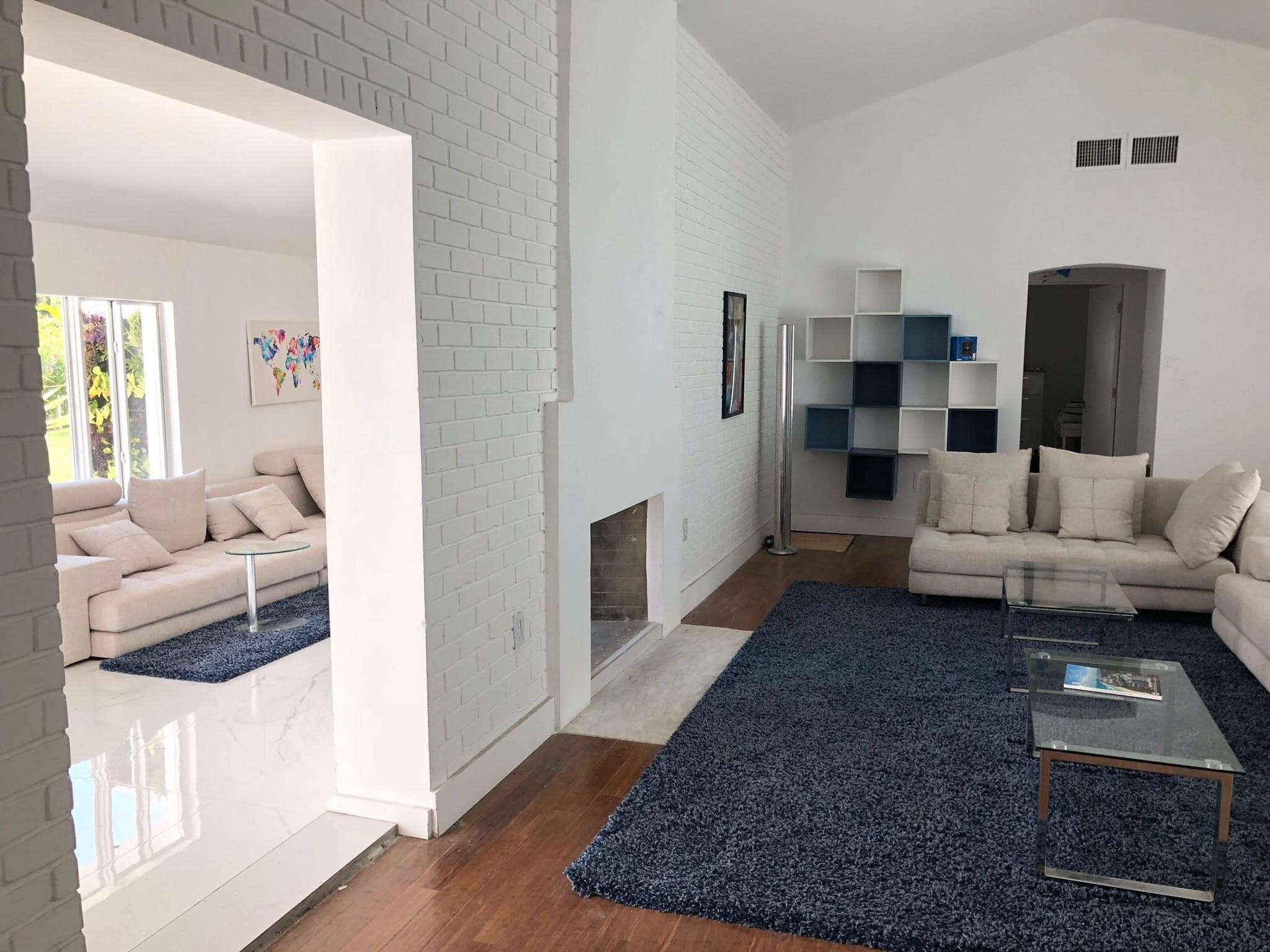 9007 NE 10th Avenue NE, Miami, FL 33138 — photo 12 of 36