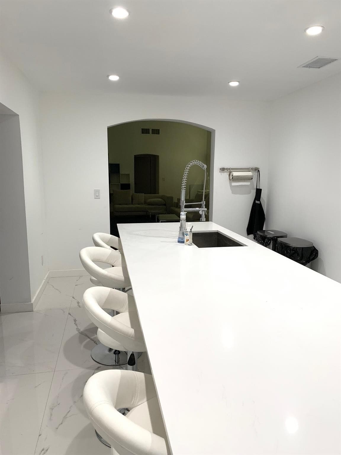 9007 NE 10th Avenue NE, Miami, FL 33138 — photo 15 of 36