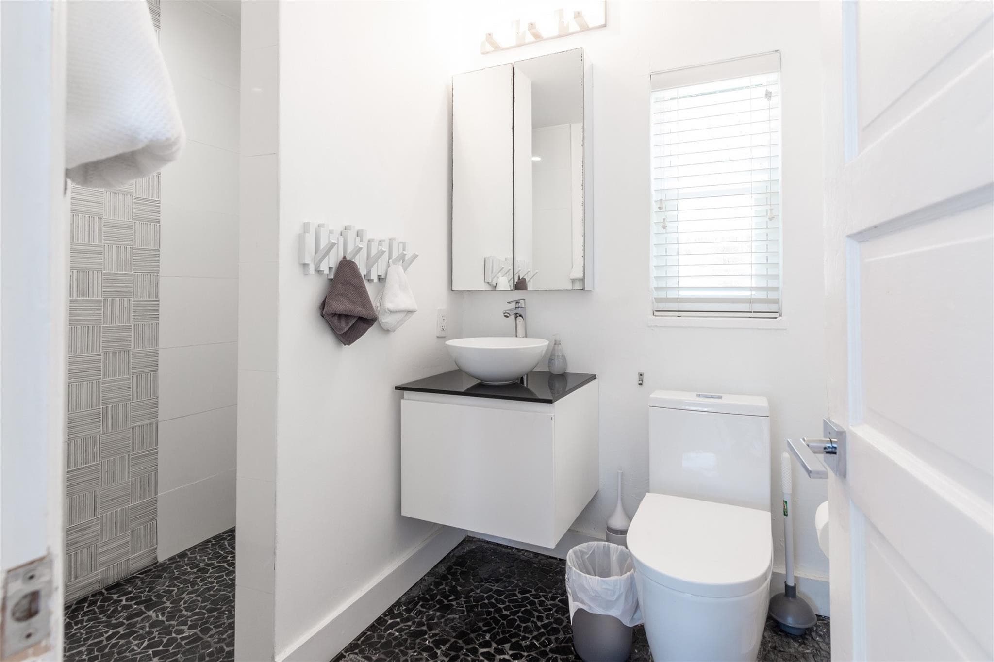 9007 NE 10th Avenue NE, Miami, FL 33138 — photo 30 of 36