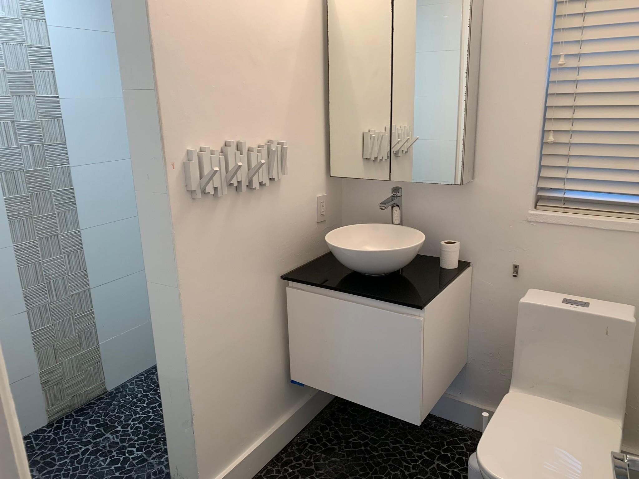9007 NE 10th Avenue NE, Miami, FL 33138 — photo 35 of 36