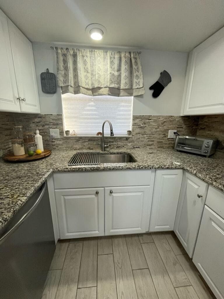 410 Wilma Circle 103, Riviera Beach, FL 33404 — photo 9 of 41