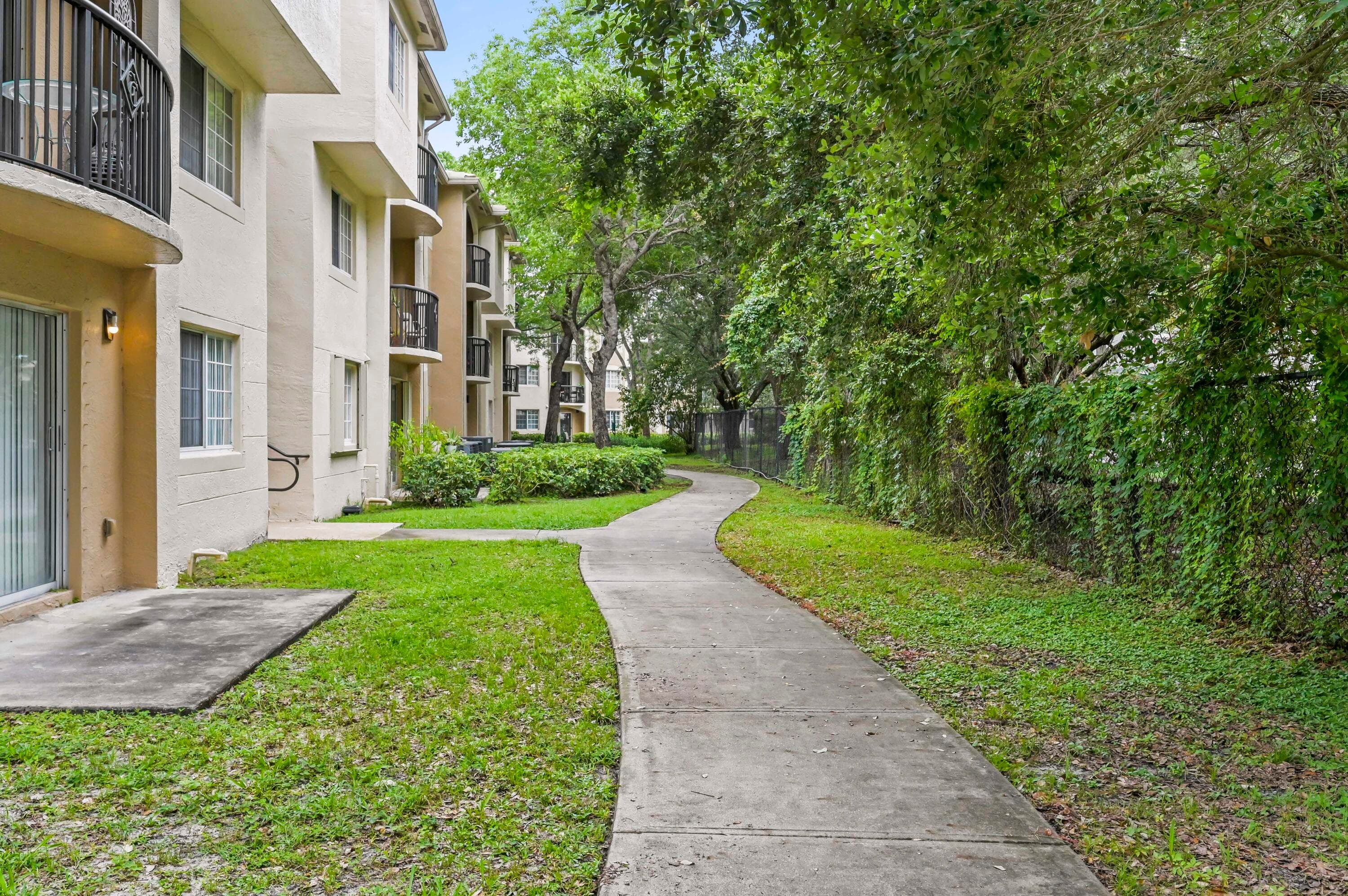 1100 S Crestwood Ct Court S 1109, Royal Palm Beach, FL 33411 — photo 24 of 35