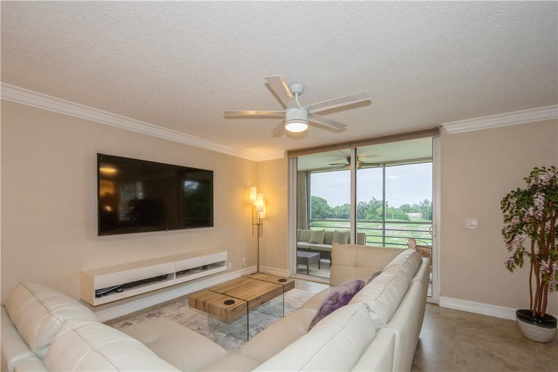 6000 NW 2nd Avenue 437, Boca Raton, FL 33487 — photo 9 of 22